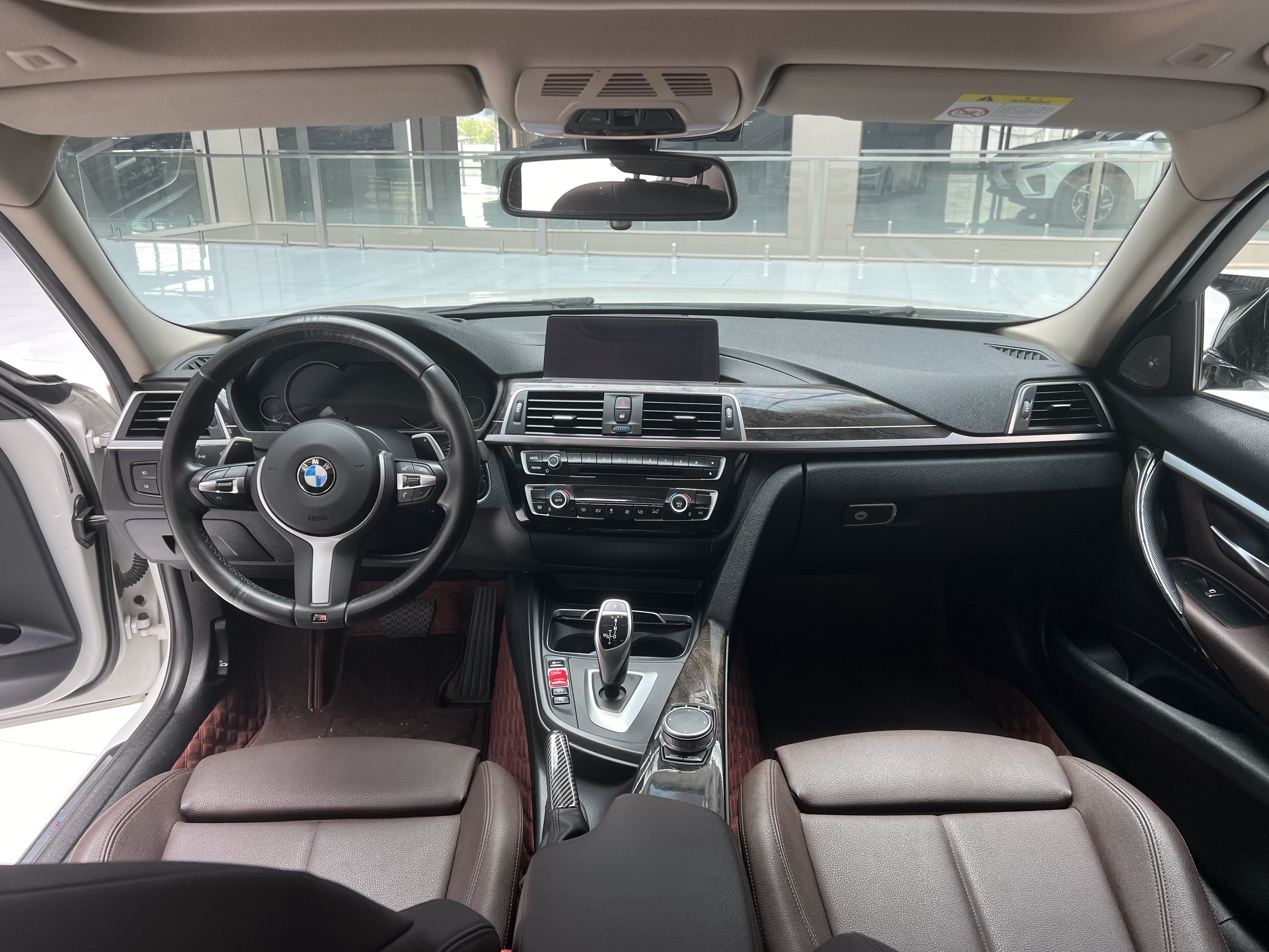BMW 3 Series 2019 #8 BMW 3 Series 2019 car image #8