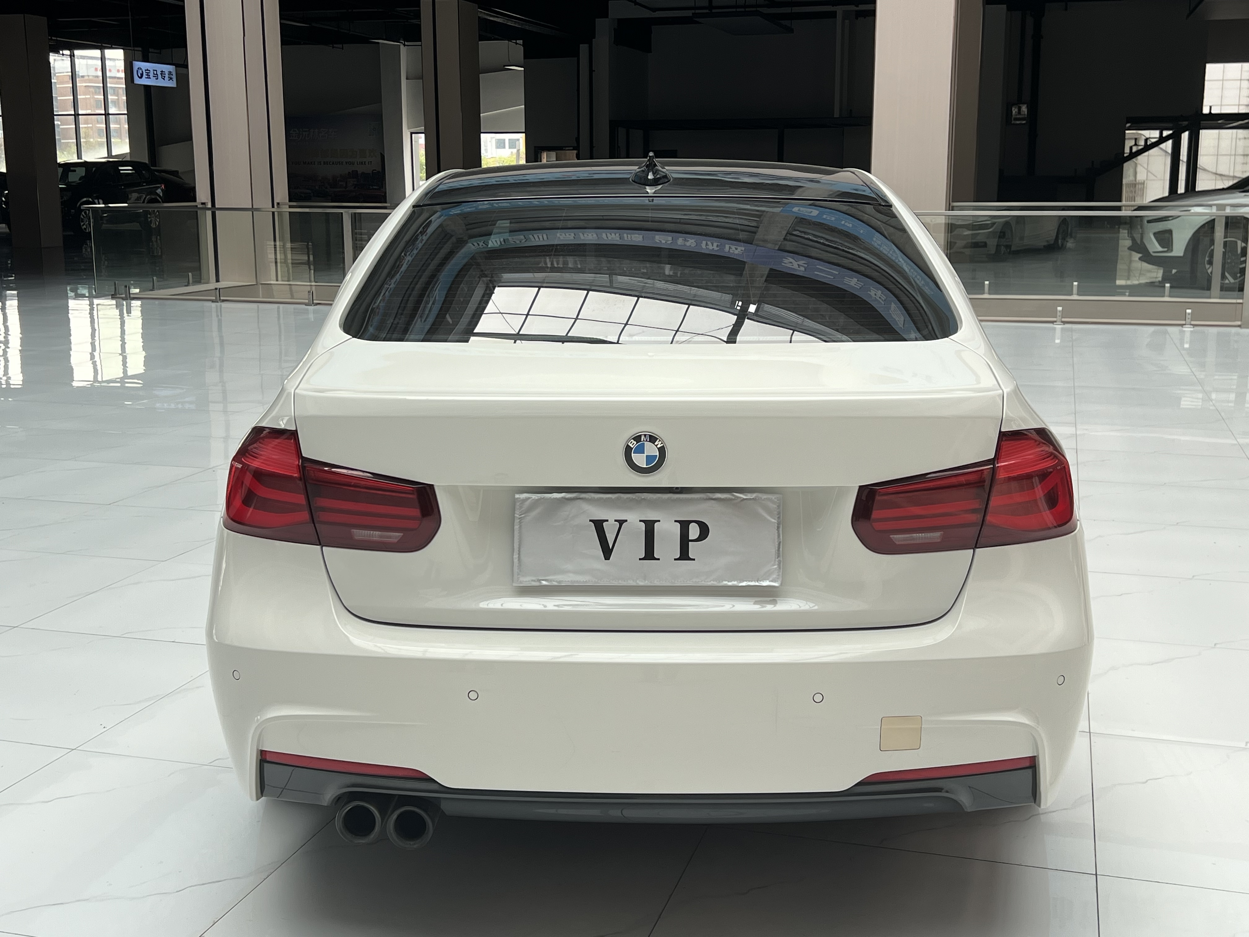 BMW 3 Series 2019 #11 BMW 3 Series 2019 car image #11