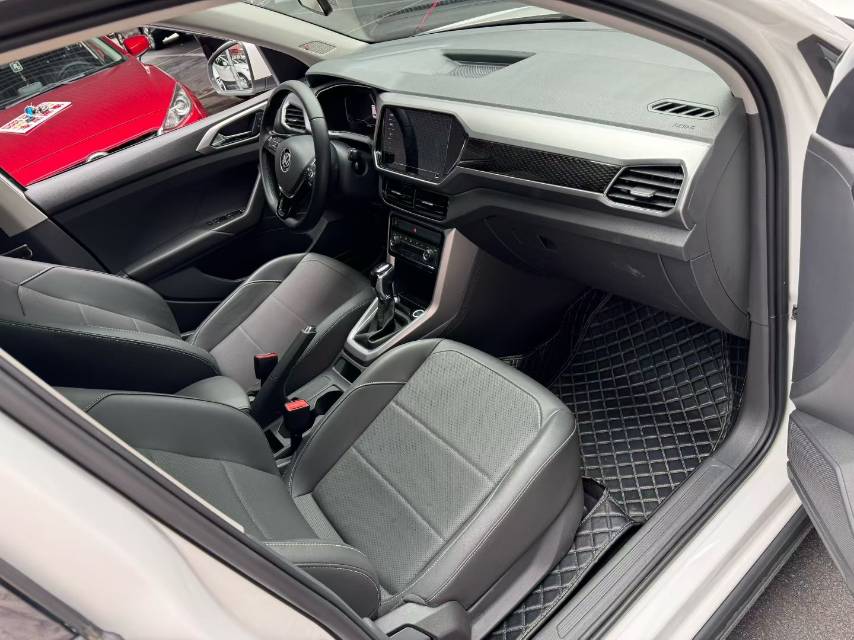 Volkswagen T-Cross 2020 #8 Volkswagen T-Cross 2020 car image #8