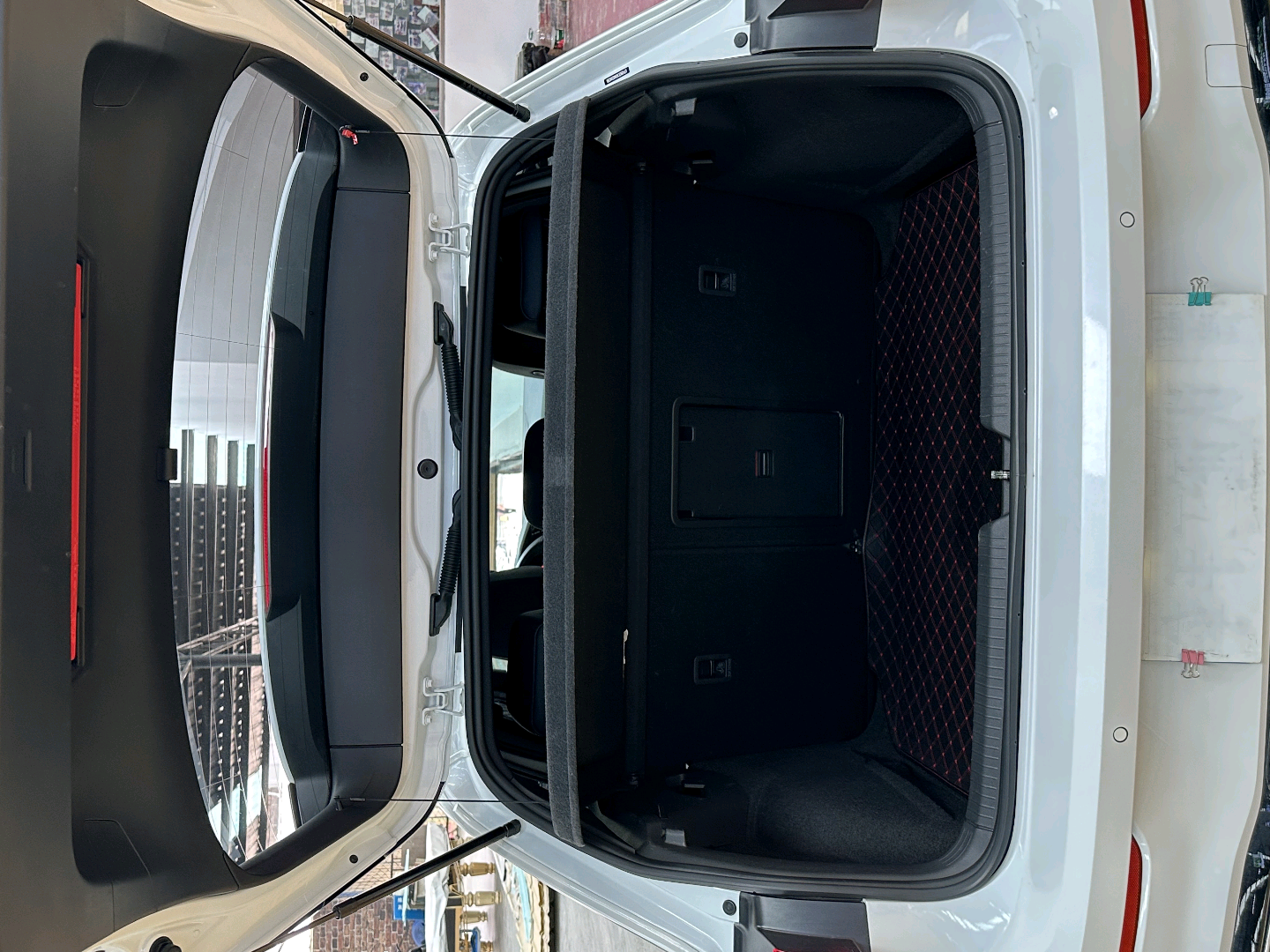 2022 #13 2022 immagine di auto #13