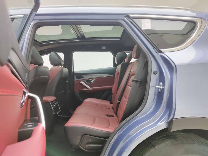 Jetour X70 PLUS 2023 car image #5