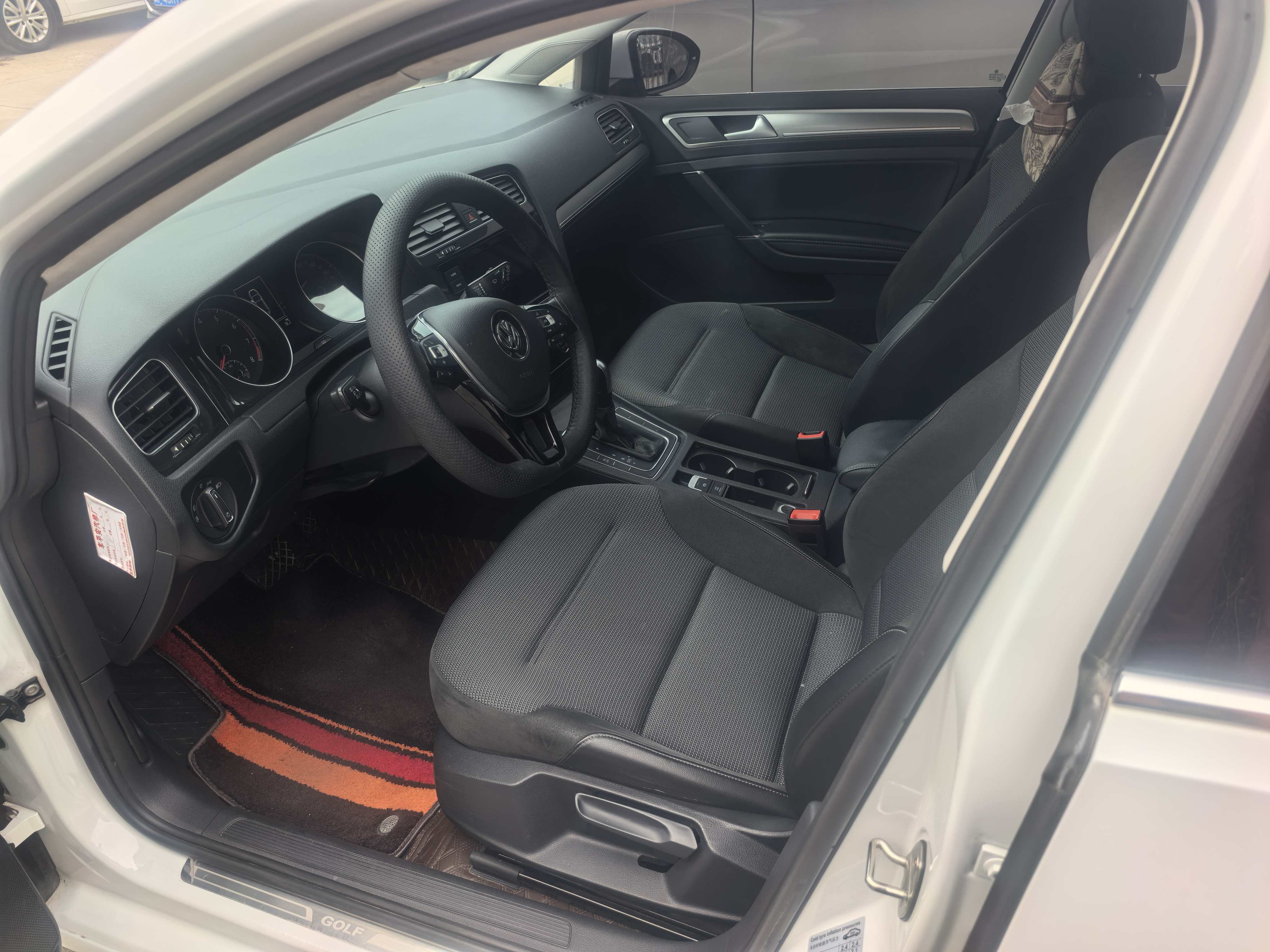 Volkswagen Golf 2020 #4 Volkswagen Golf 2020 car image #4