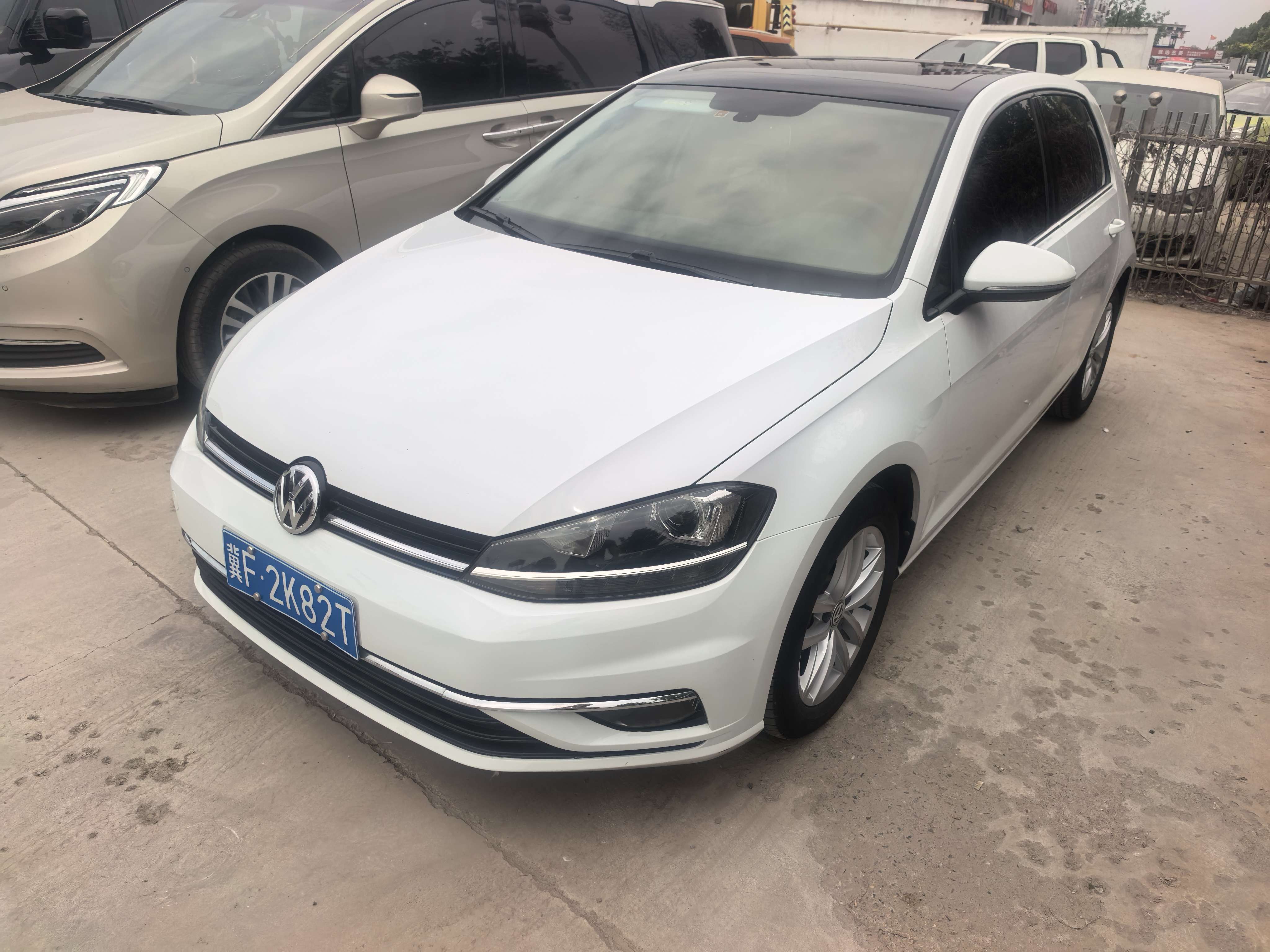 Volkswagen Golf 2020 Volkswagen Golf 2020 car image