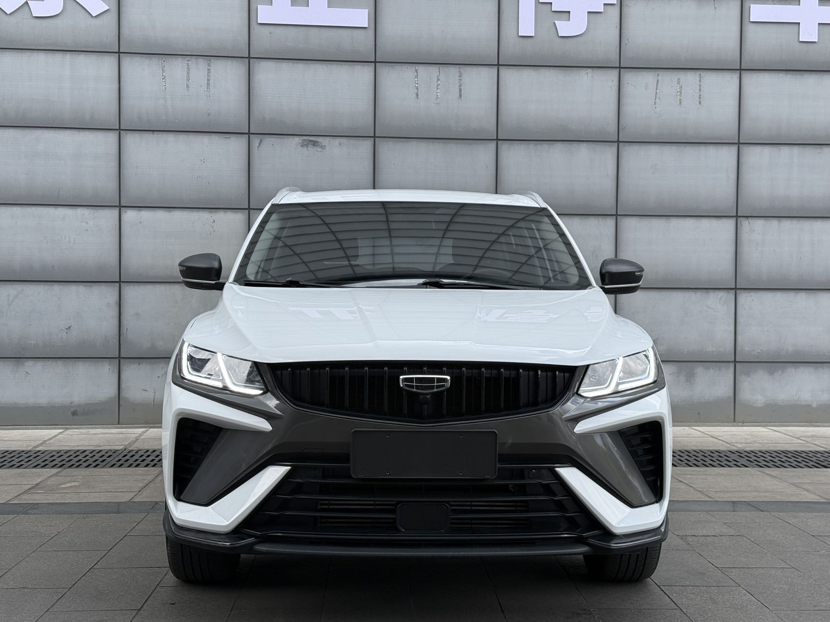 GEELY Coolray 2023 #4 GEELY Coolray 2023 صورة سيارة #4