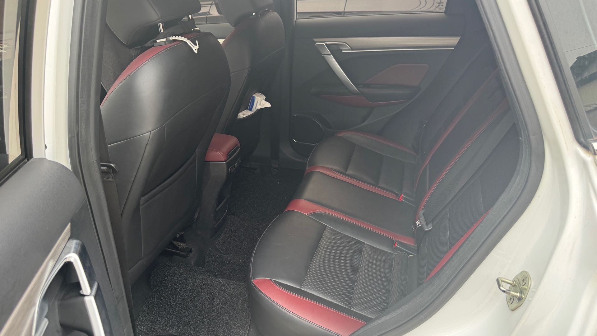 GEELY Coolray 2019 car image #6