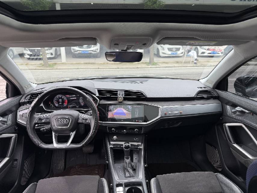 Audi Q3 2019 #9 Audi Q3 2019 car image #9
