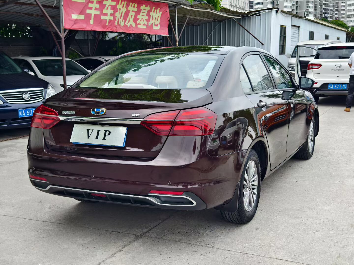 GEELY Emgrand 2018 car image #10