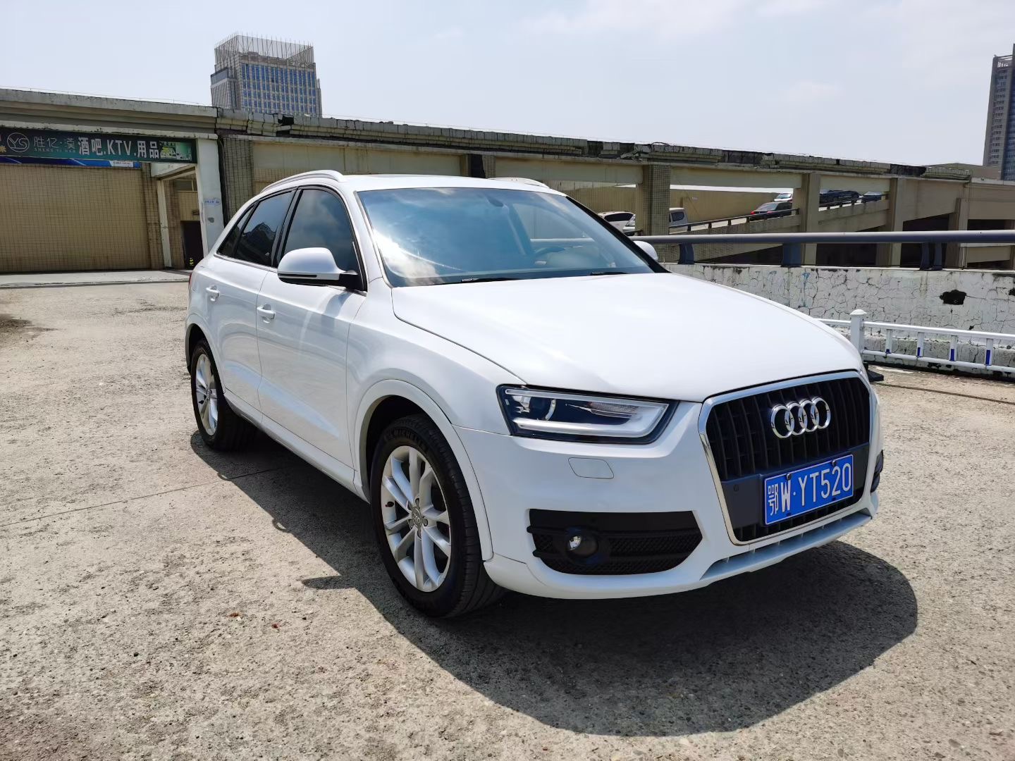 Audi Q3 2016 #5 Audi Q3 2016 car image #5