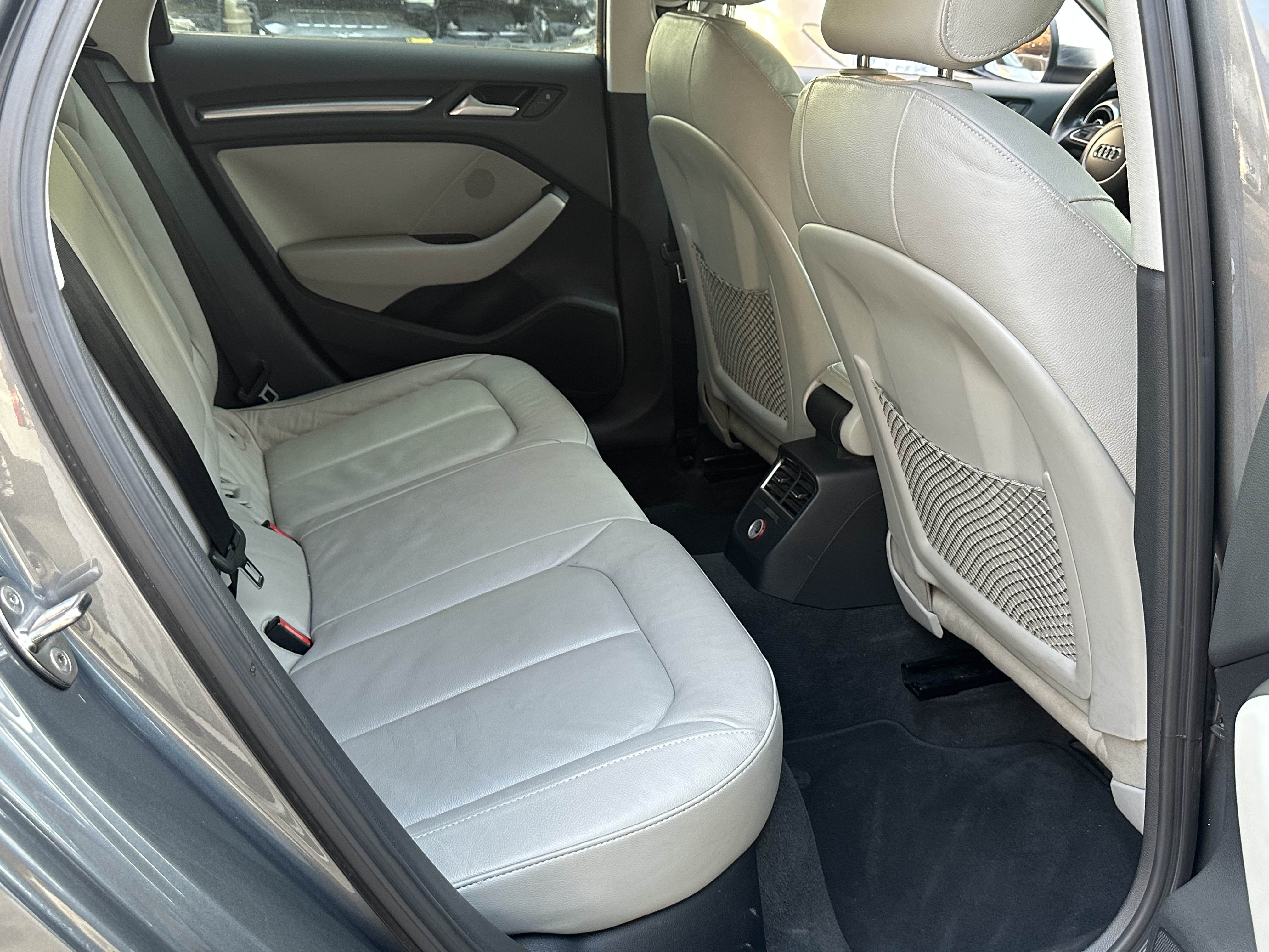 Audi A3 2015 car image #9