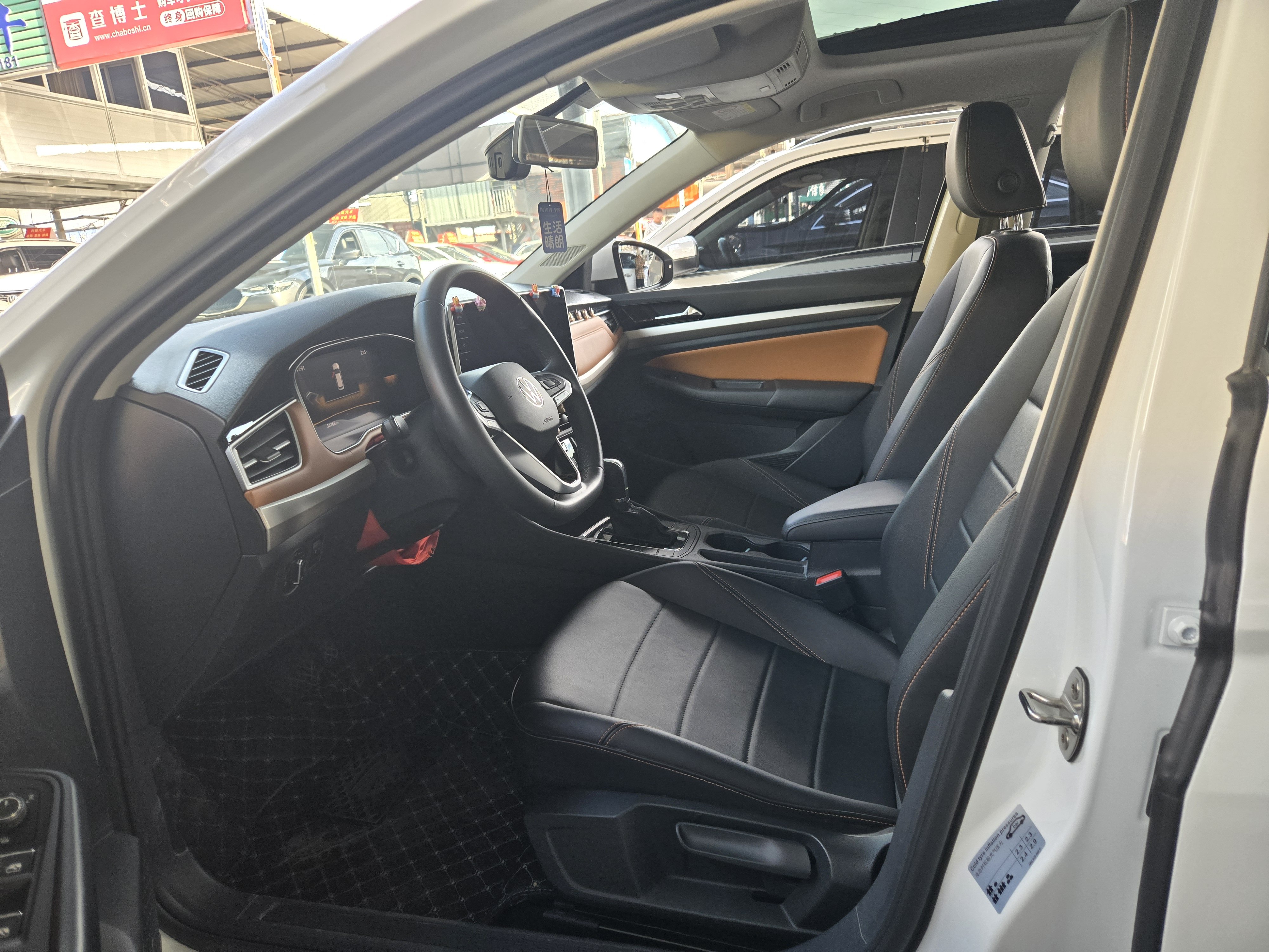 Volkswagen Bora 2023 car image #4