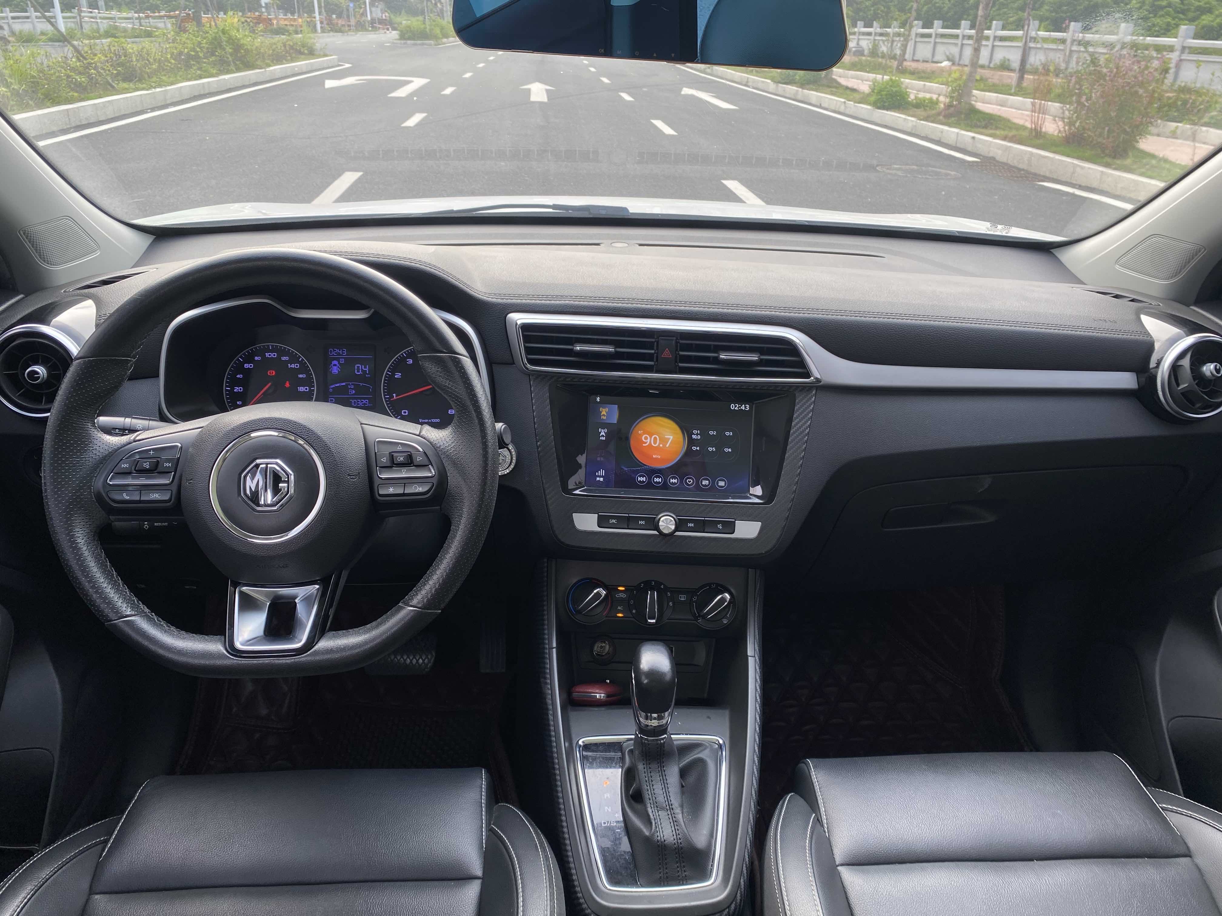 MG ZS 2019 #7 MG ZS 2019 car image #7