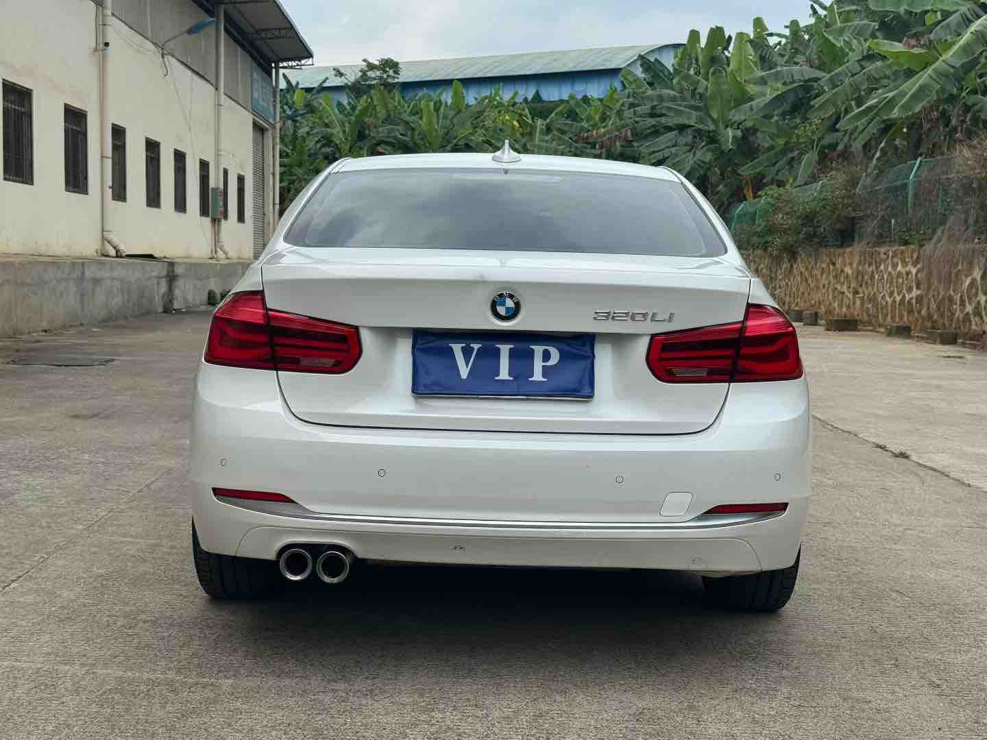 BMW 3 Series 2018 #10 BMW 3 Series 2018 car image #10