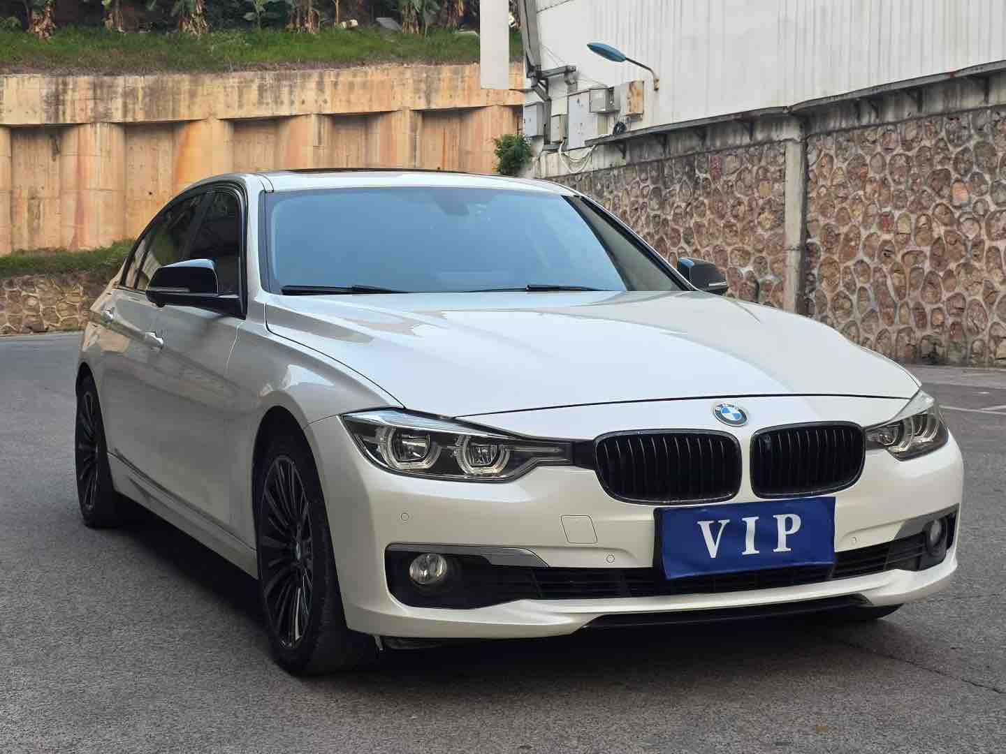BMW 3 Series 2018 car image #5