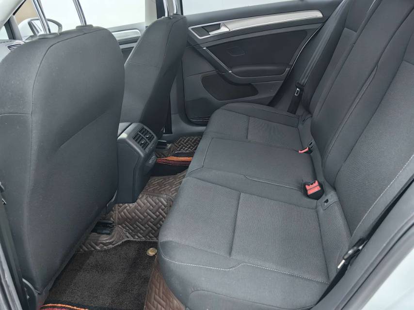 Volkswagen Golf 2019 #6 Volkswagen Golf 2019 car image #6