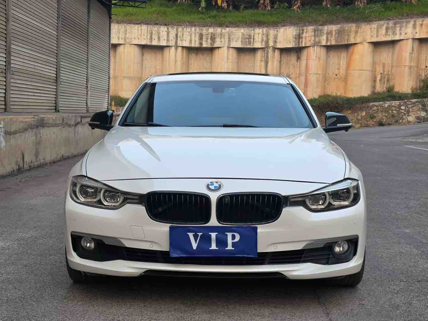 BMW 3 Series 2018 car image #4