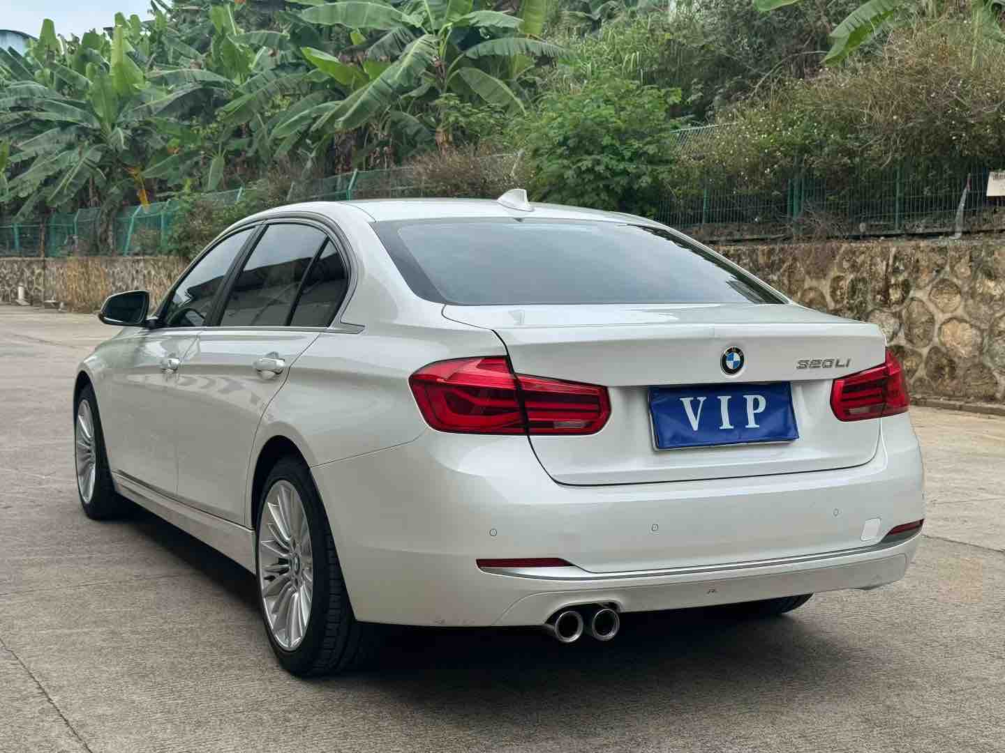 BMW 3 Series 2018 #9 BMW 3 Series 2018 car image #9