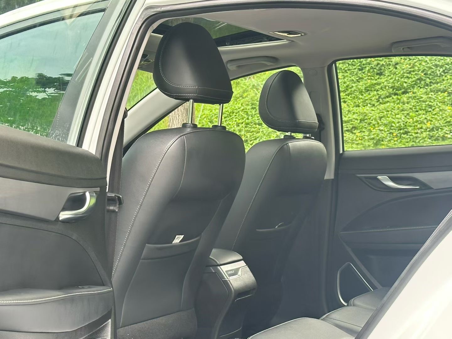 GEELY Emgrand 2021 #9 GEELY Emgrand 2021 car image #9