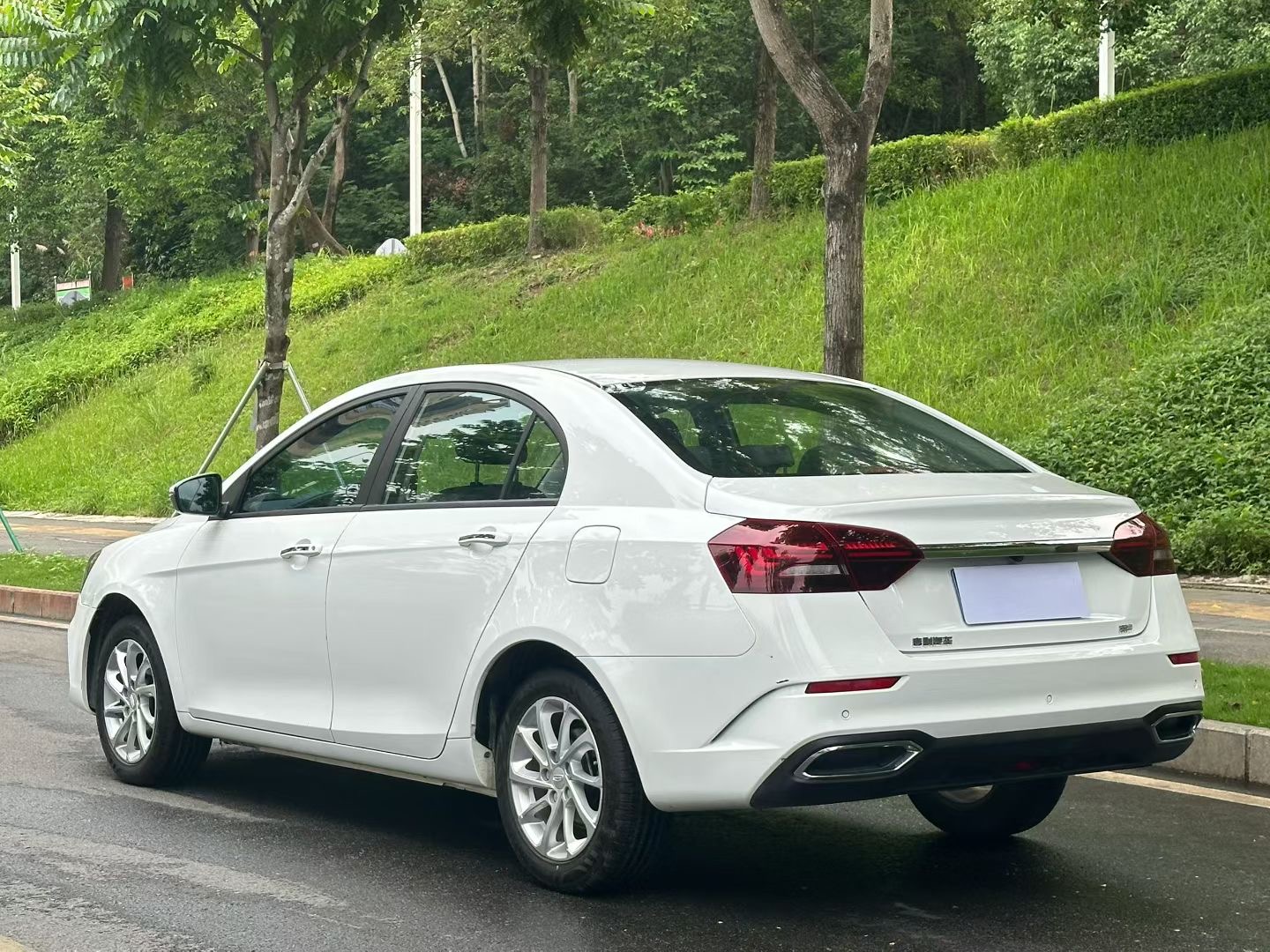 GEELY Emgrand 2021 #6 GEELY Emgrand 2021 car image #6