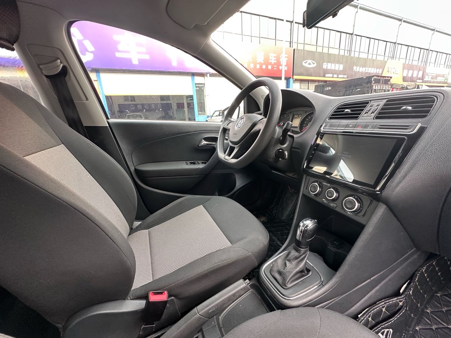 Volkswagen Polo 2019 #8 Volkswagen Polo 2019 car image #8