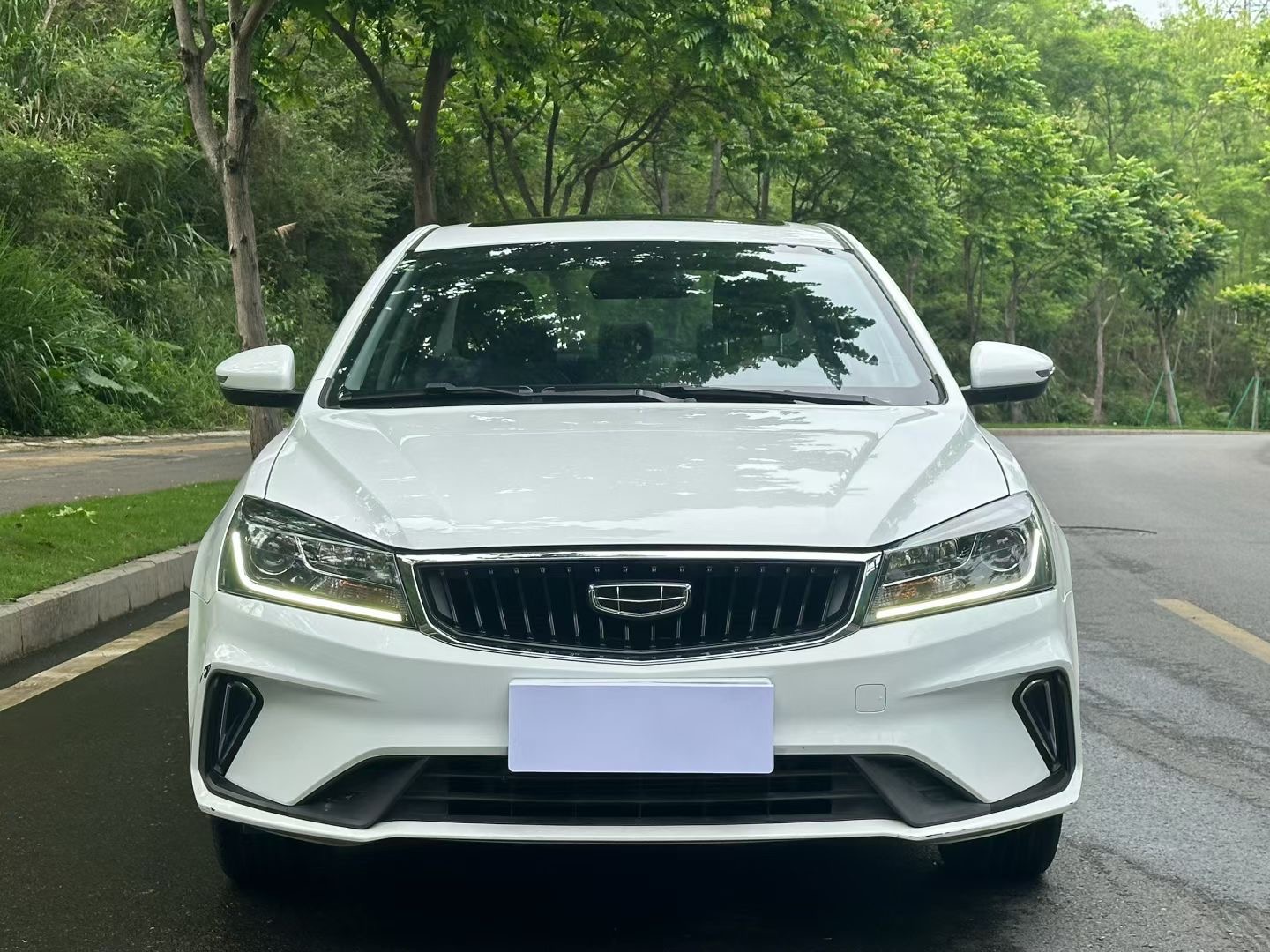 GEELY Emgrand 2021 #4 GEELY Emgrand 2021 car image #4