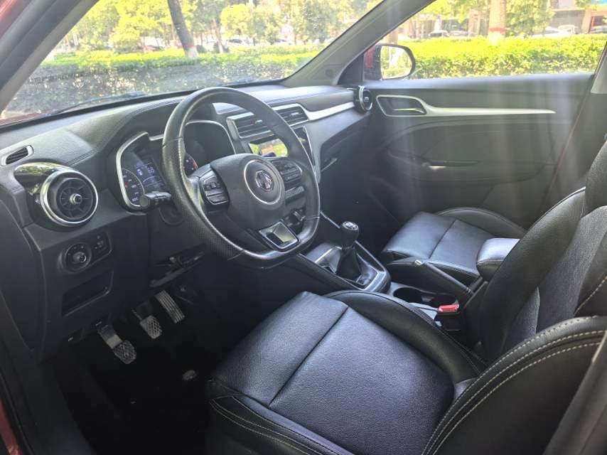 MG ZS 2019 car image #6