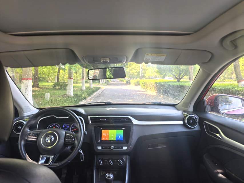 MG ZS 2019 car image #7