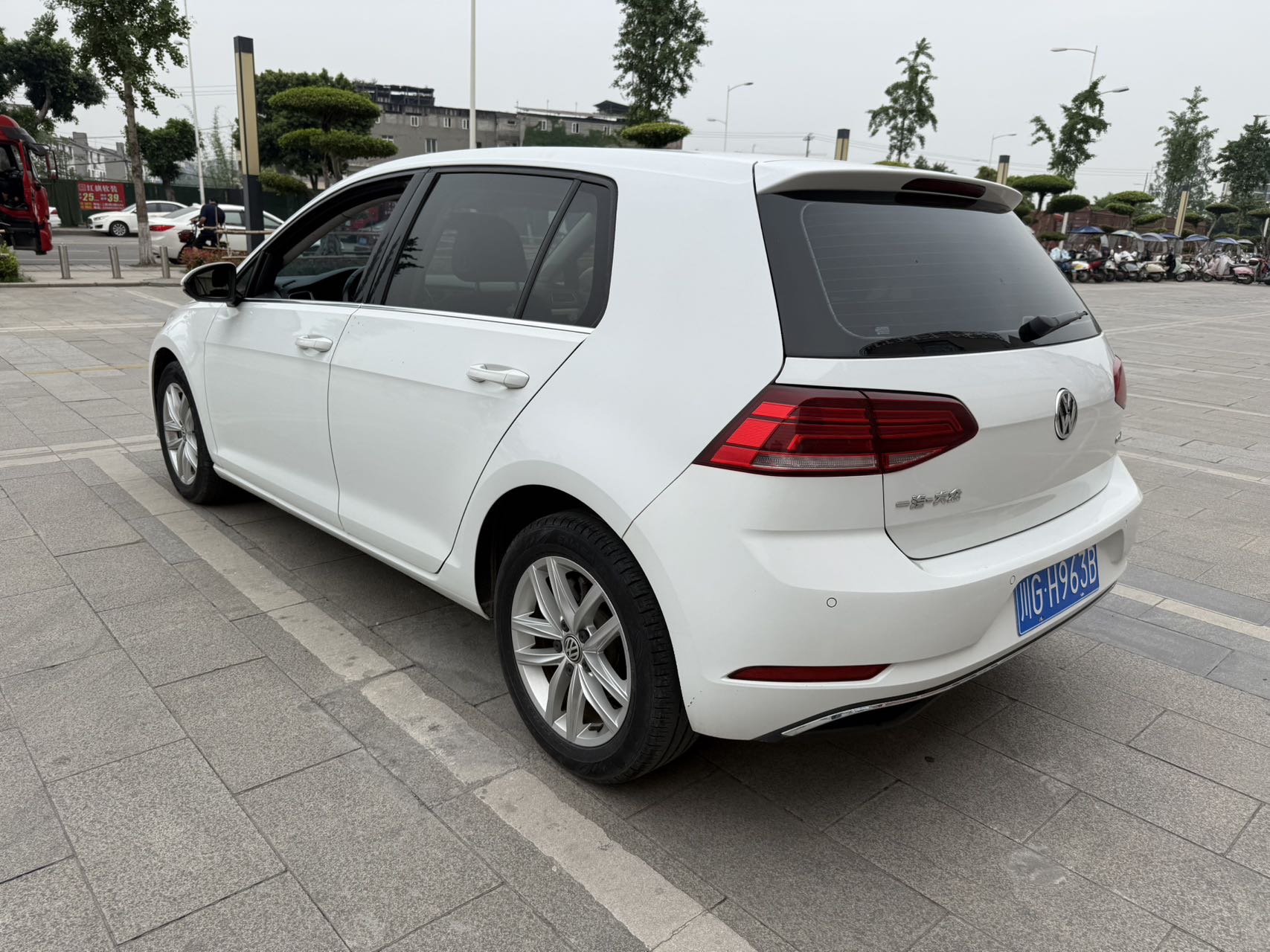 Volkswagen Golf 2017 #6 Volkswagen Golf 2017 car image #6