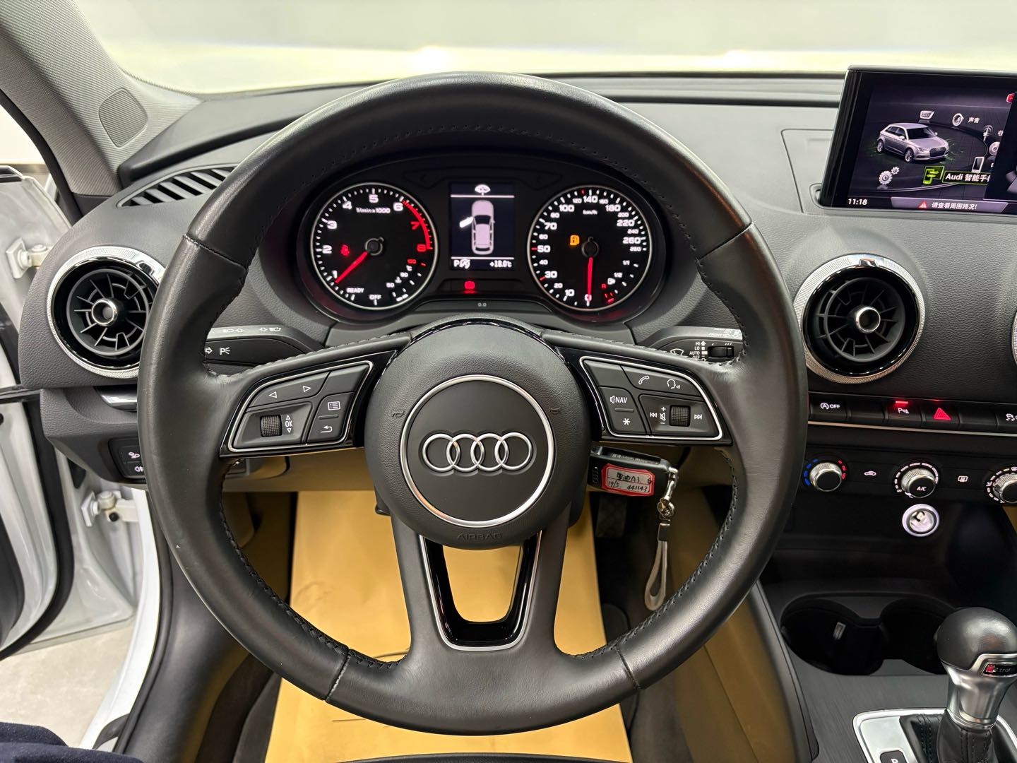 Audi A3 2019 #12 Audi A3 2019 صورة سيارة #12