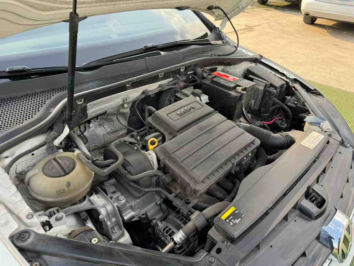 Volkswagen Golf 2017 car image #5