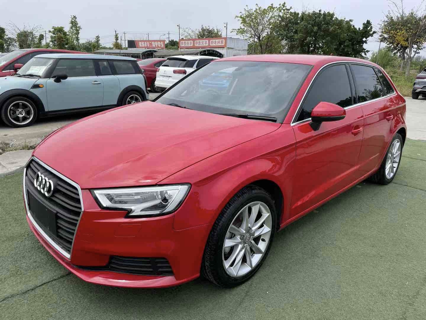 Audi A3 2018 car image #2