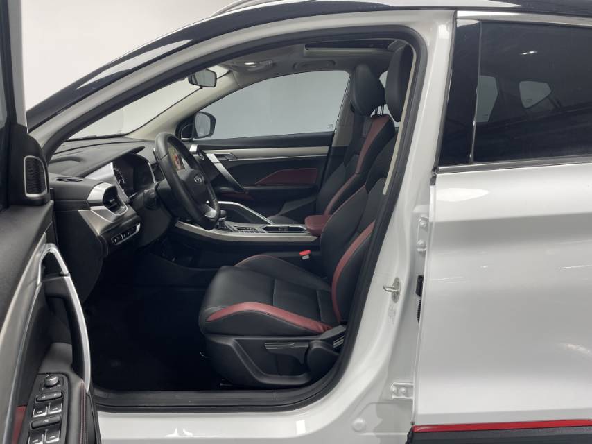 GEELY Coolray 2022 car image #11