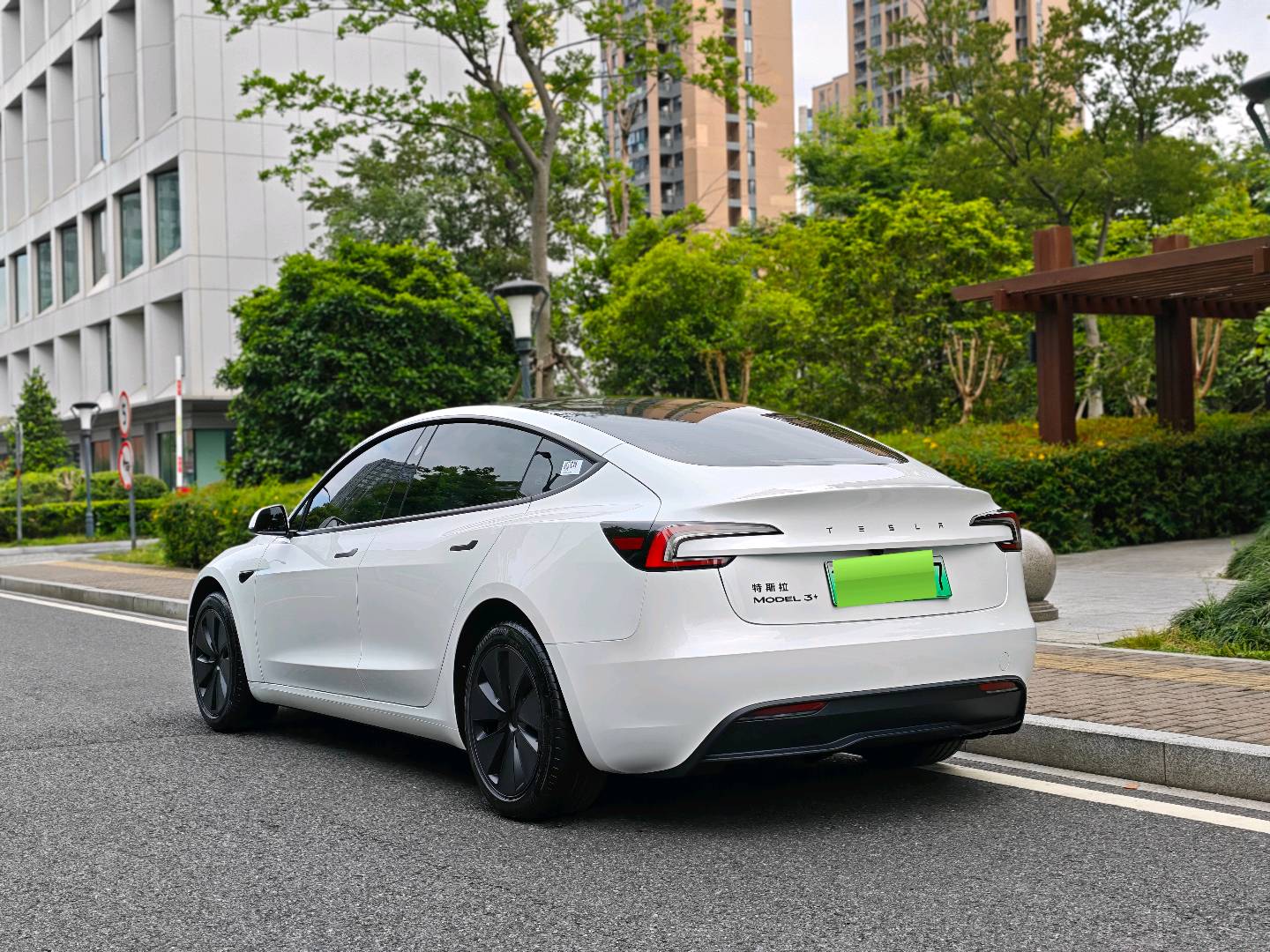 Tesla Model 3 2025 #6 Tesla Model 3 2025 car image #6