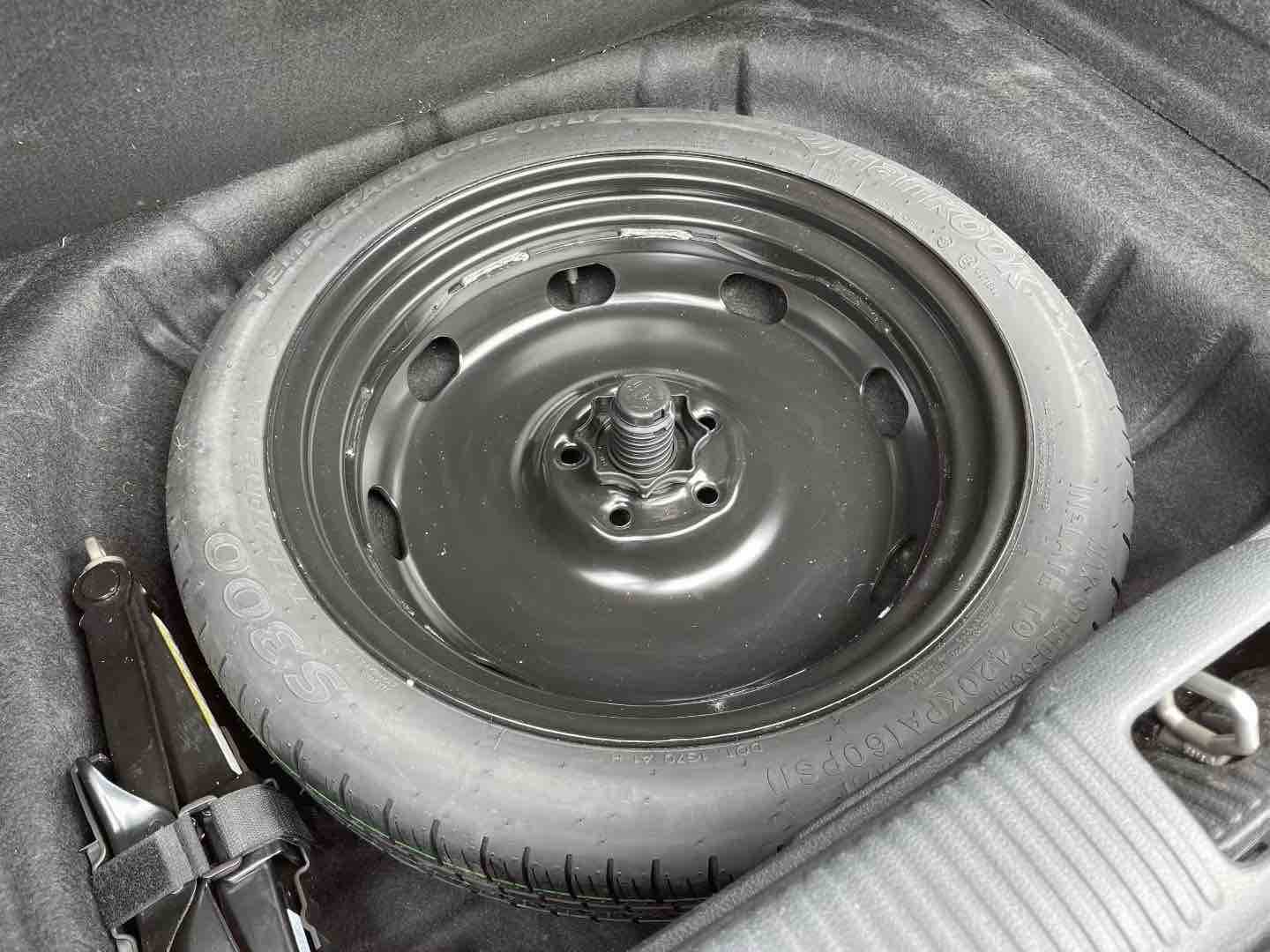 Audi A3 2018 car image #6