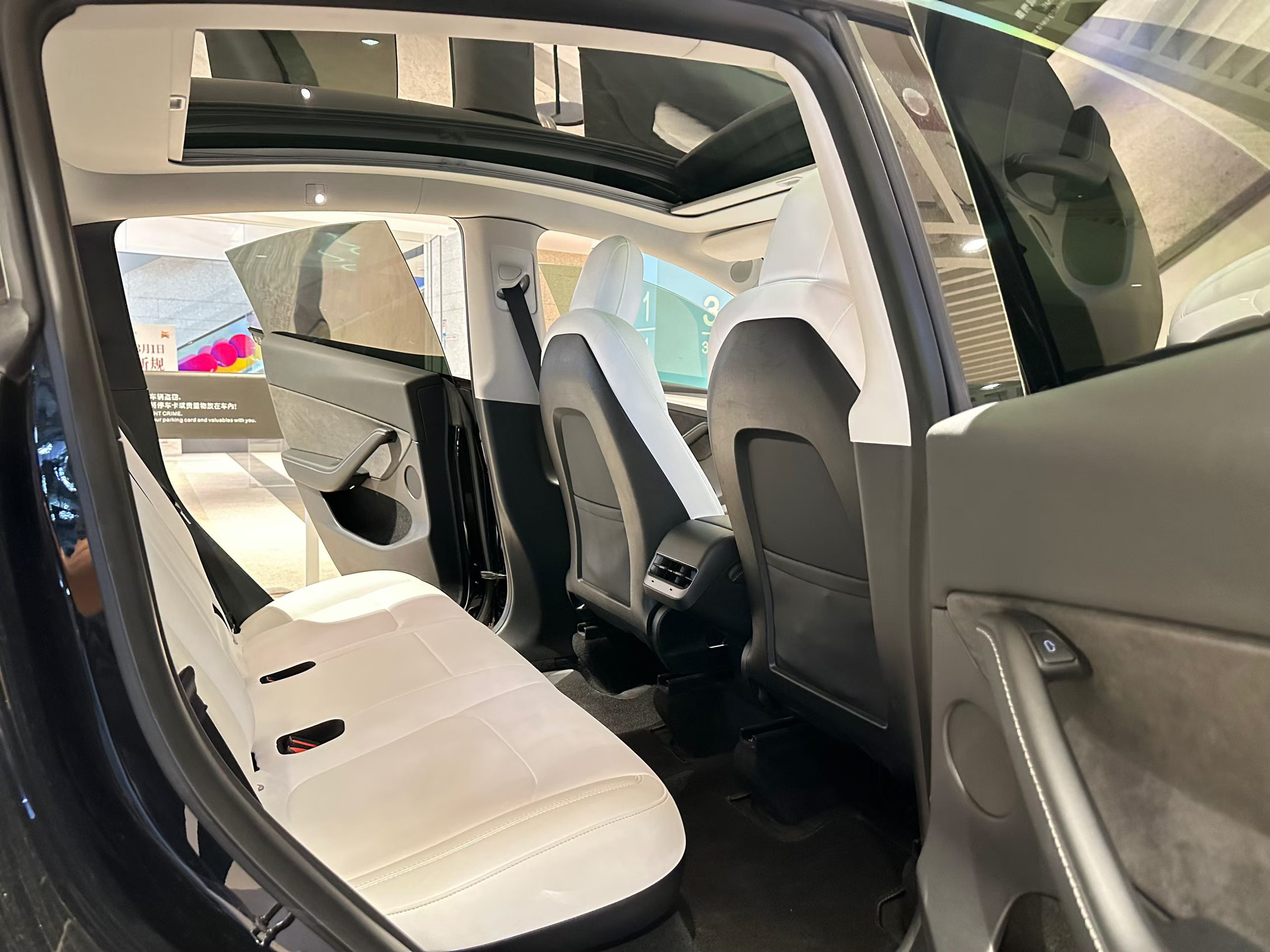 Tesla Model Y 2022 #10 Tesla Model Y 2022 immagine di auto #10