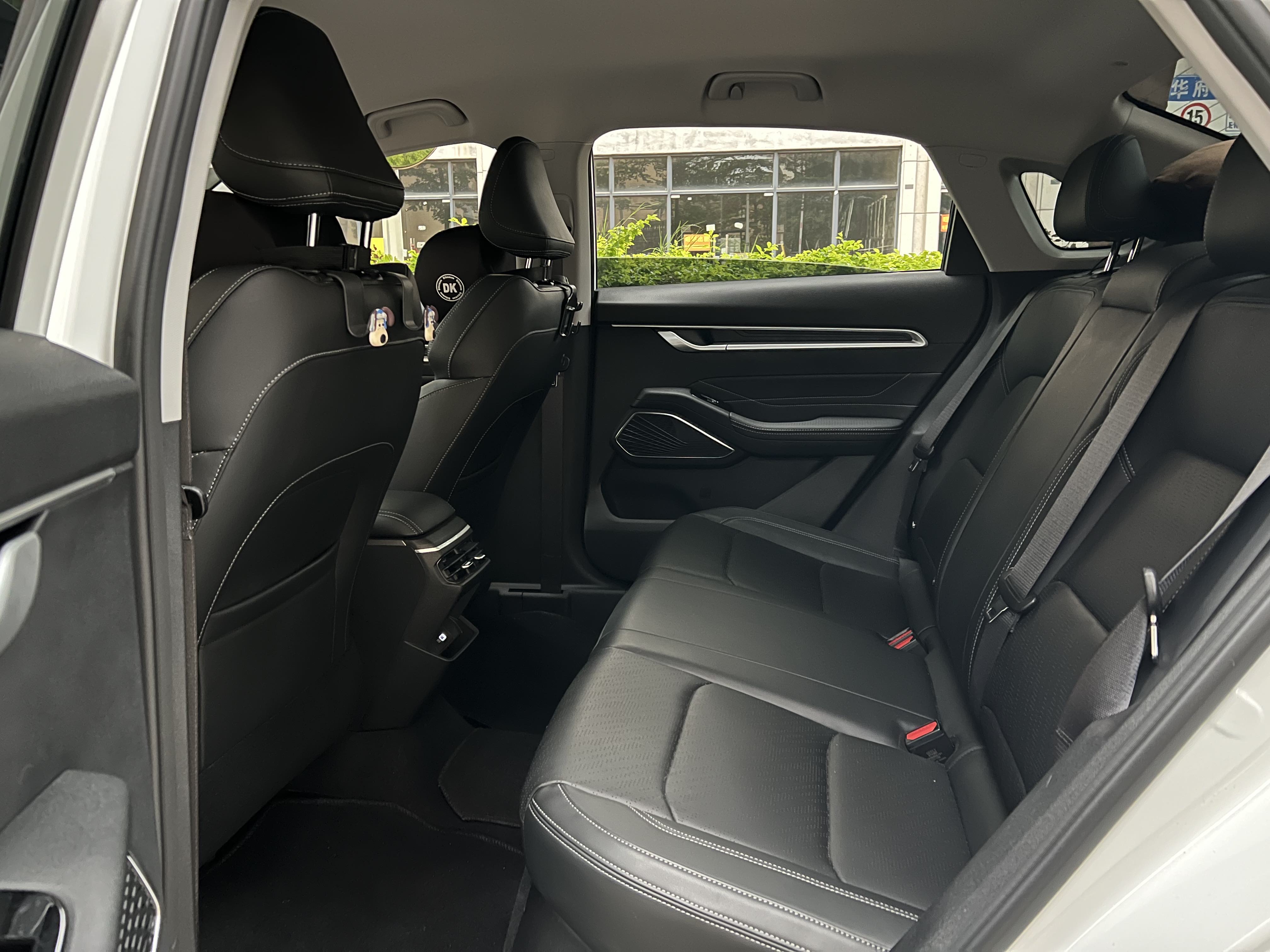 GEELY Emgrand 2023 car image #9