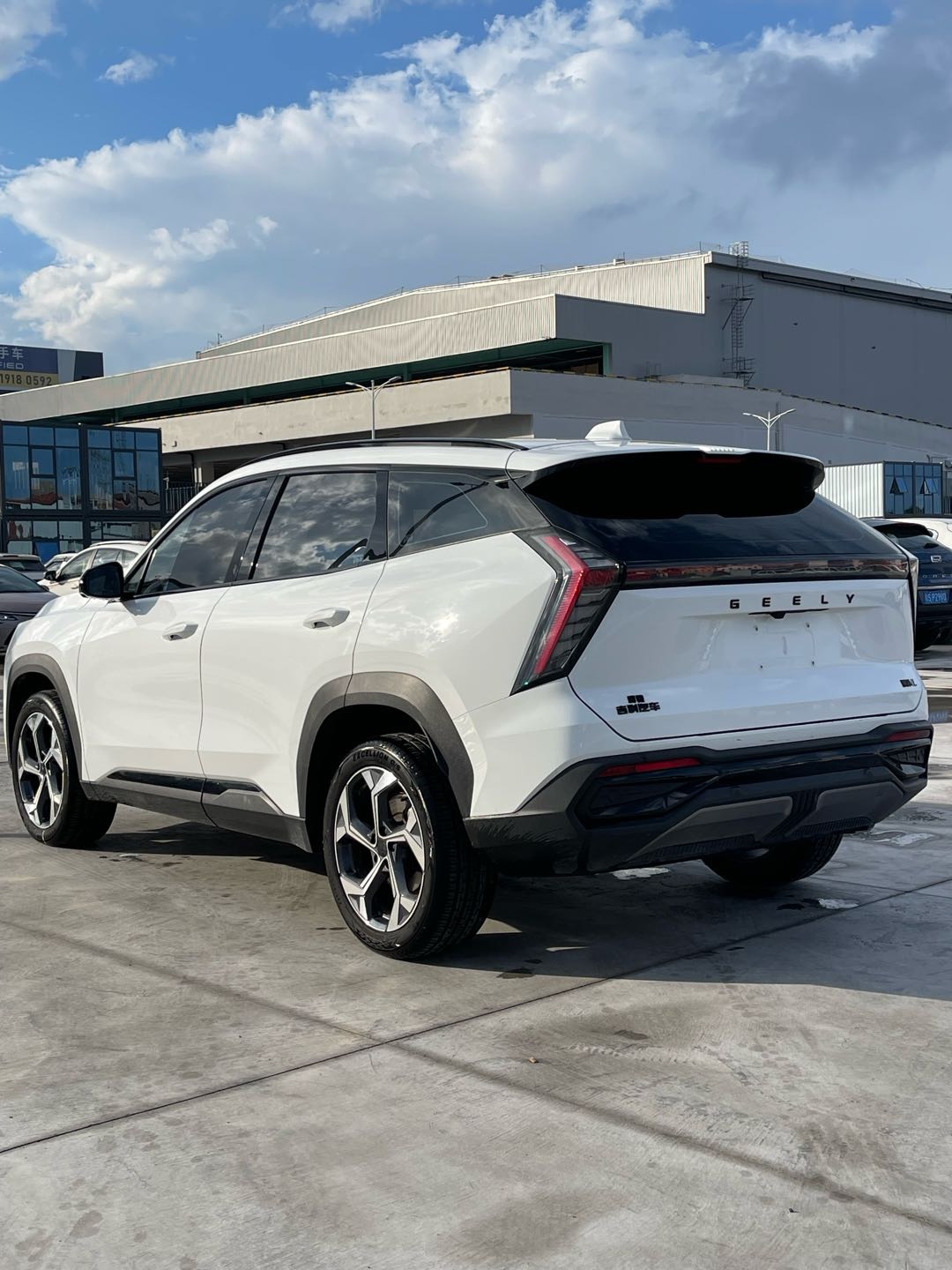 GEELY Boyue L 2023 صورة سيارة #11