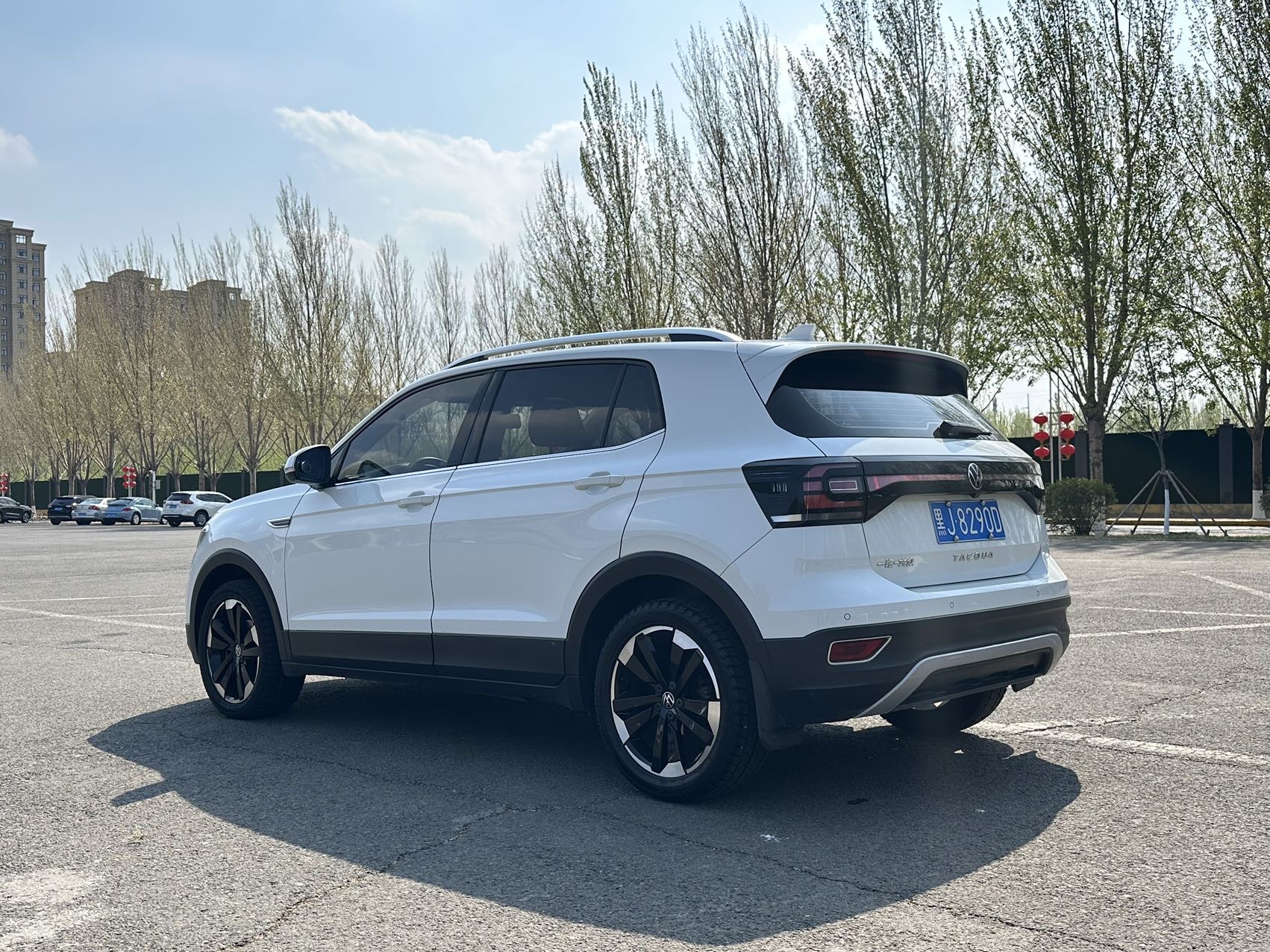 Volkswagen Tacqua 2021 car image #8
