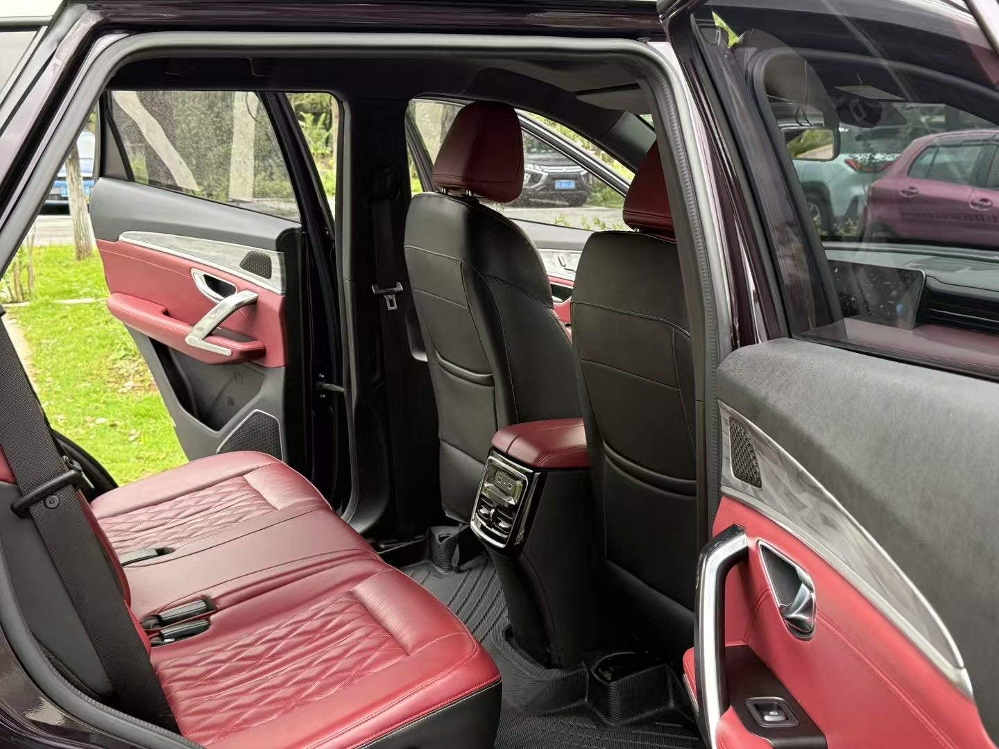Jetour X70 PLUS 2022 #7 Jetour X70 PLUS 2022 car image #7