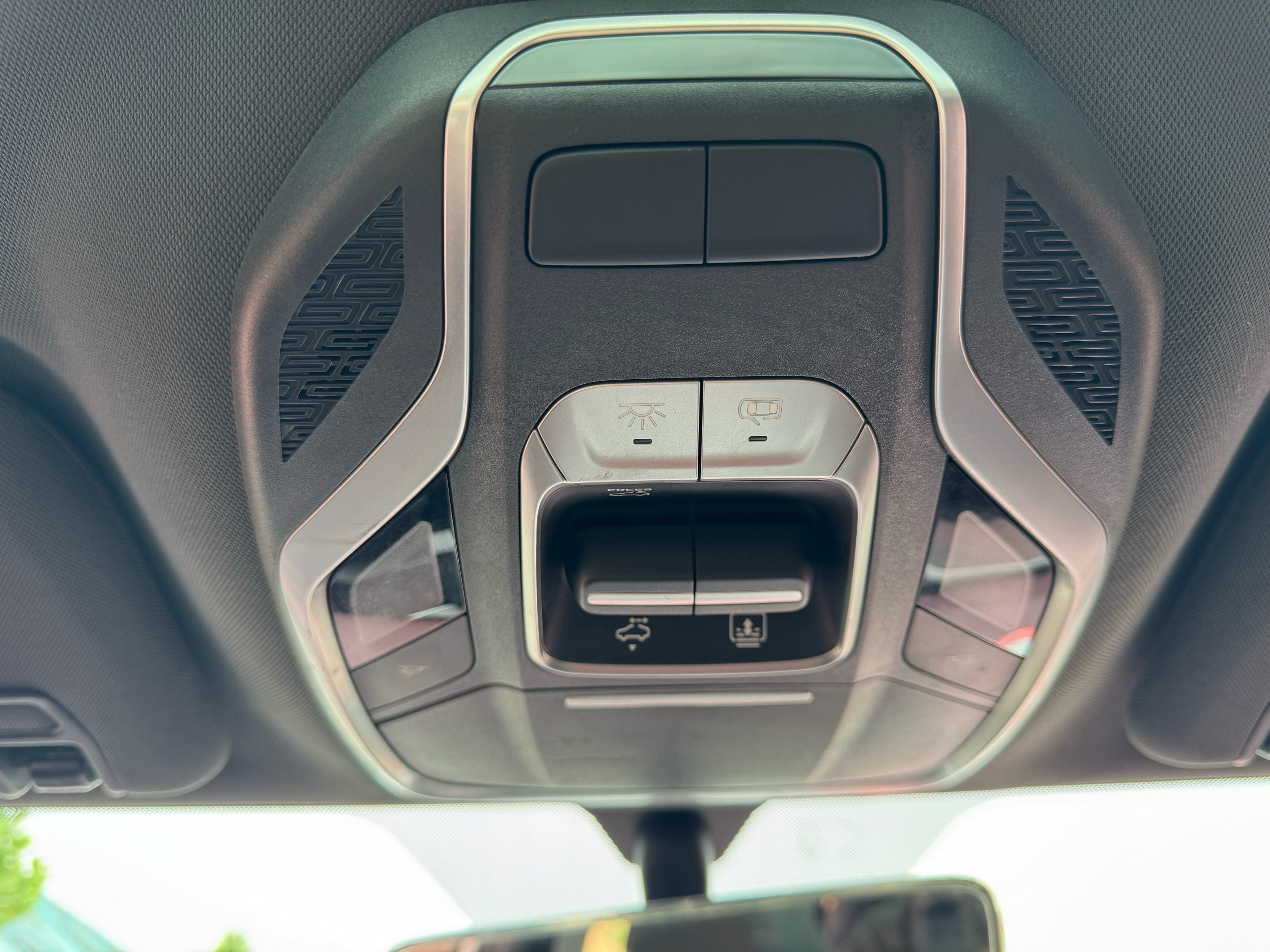 GEELY Coolray 2019 #13 GEELY Coolray 2019 car image #13