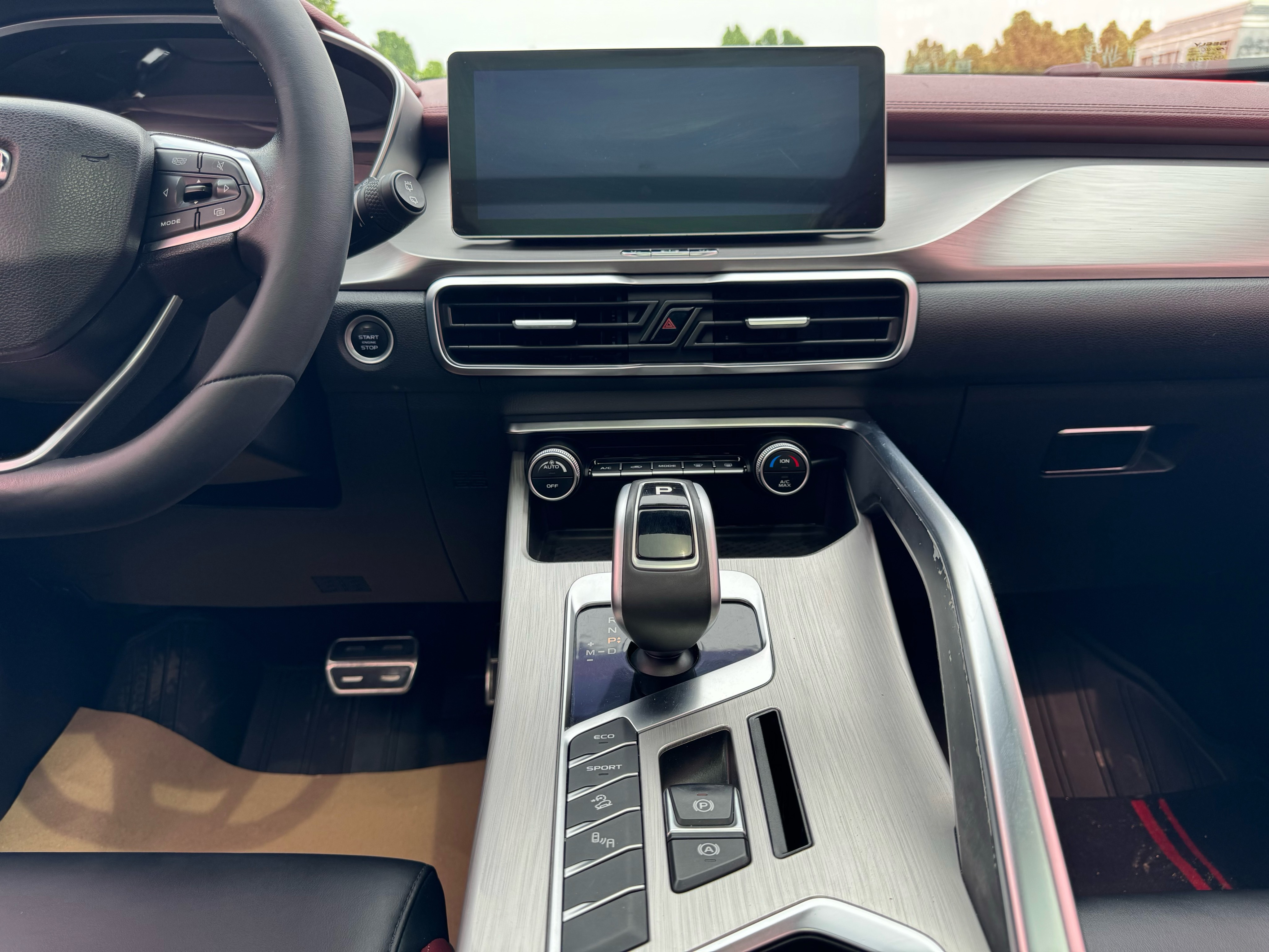 GEELY Coolray 2019 #12 GEELY Coolray 2019 car image #12