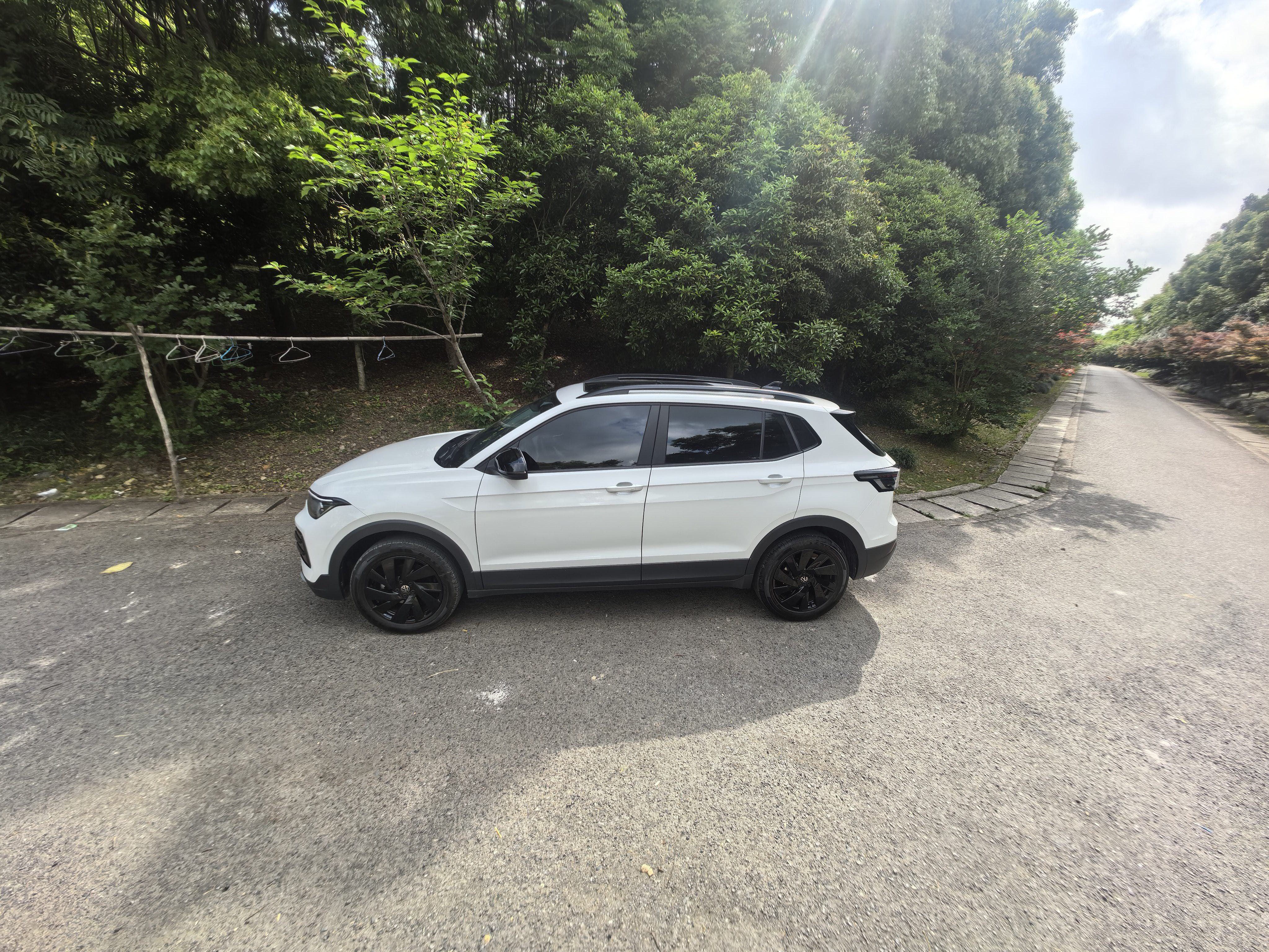 Volkswagen Tharu 2025 #5 Volkswagen Tharu 2025 car image #5