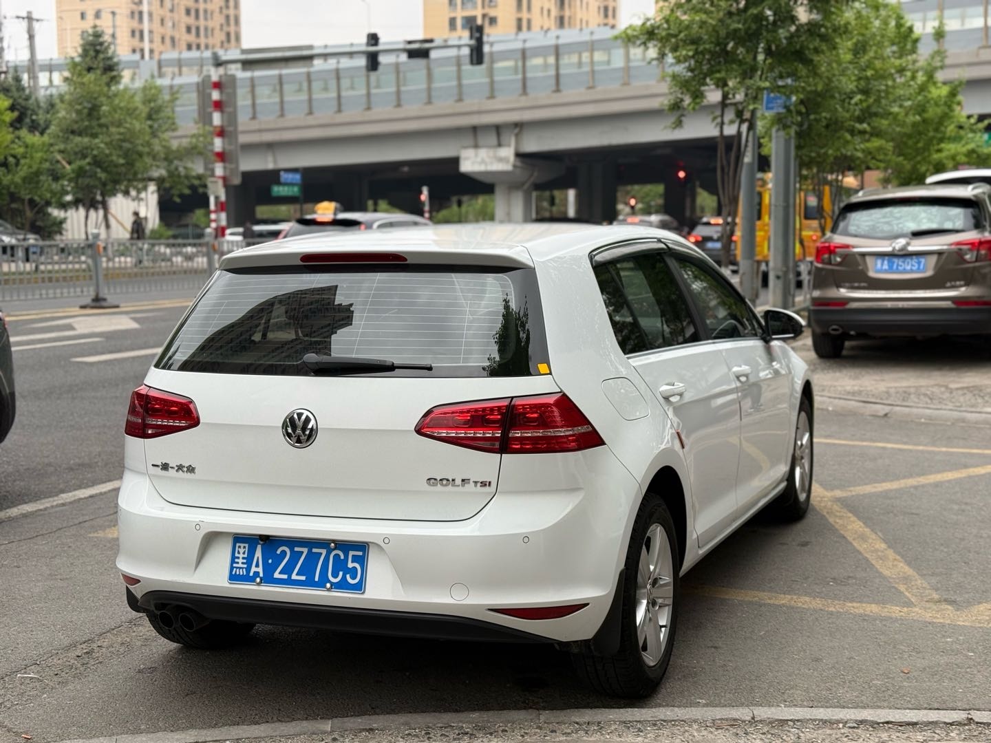 Volkswagen Golf 2015 car image #9