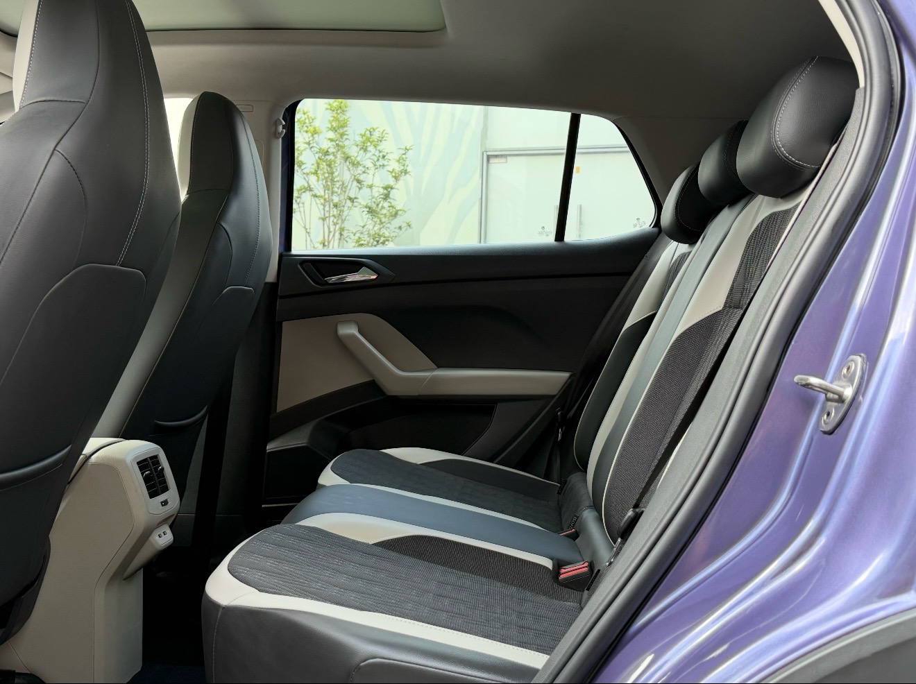 Volkswagen T-Cross 2020 #7 Volkswagen T-Cross 2020 car image #7
