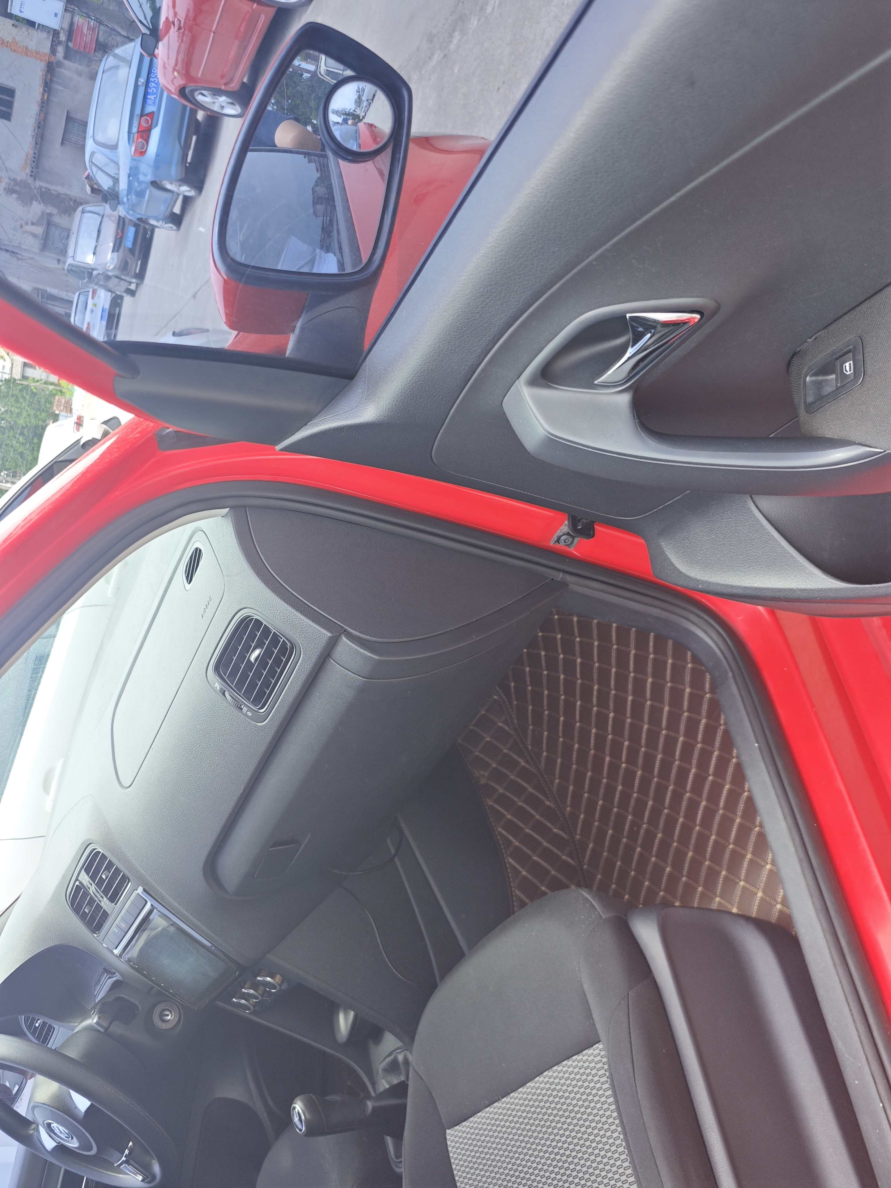 Volkswagen Polo 2013 car image #4