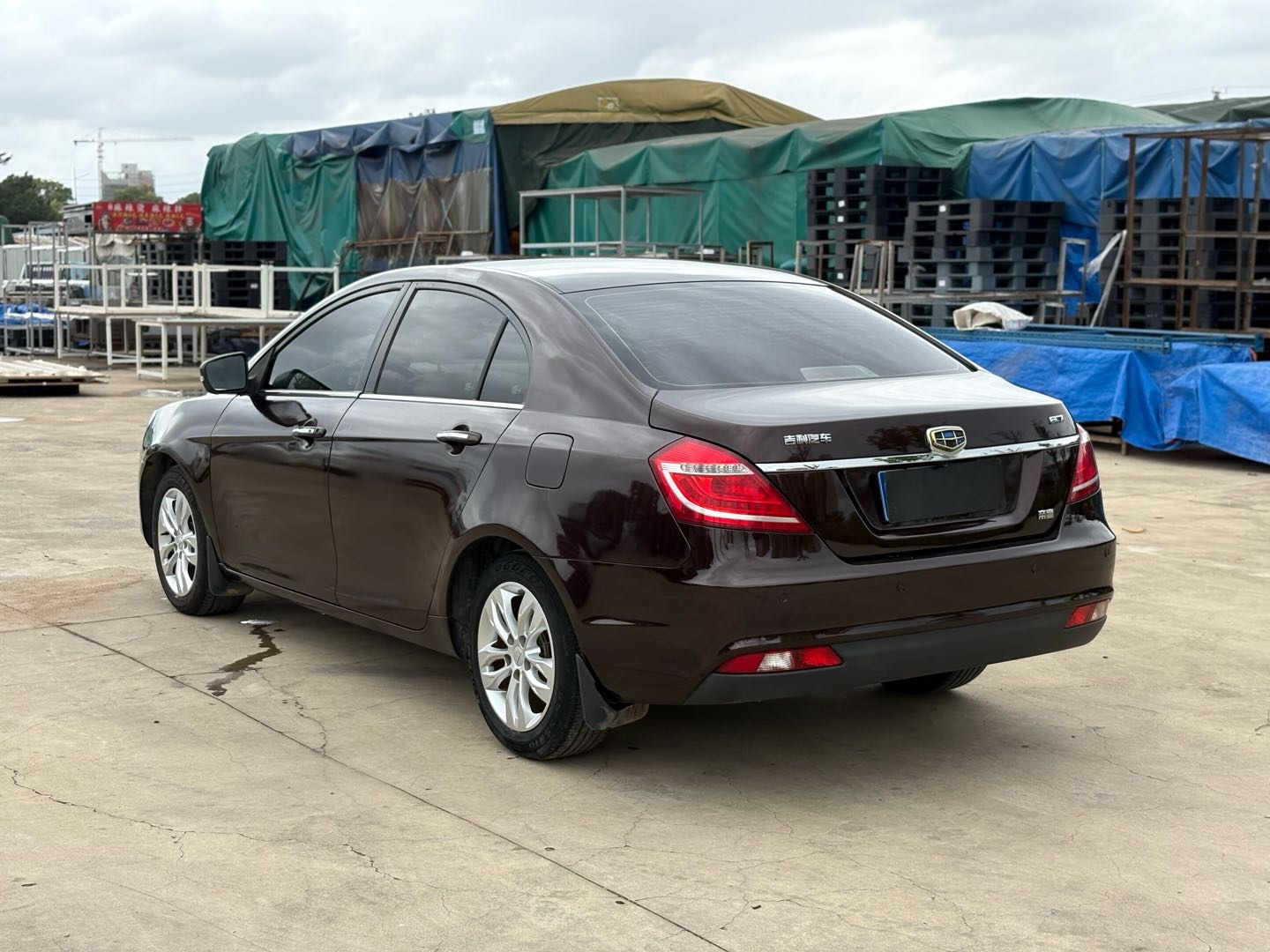 GEELY Emgrand 2015 car image #8