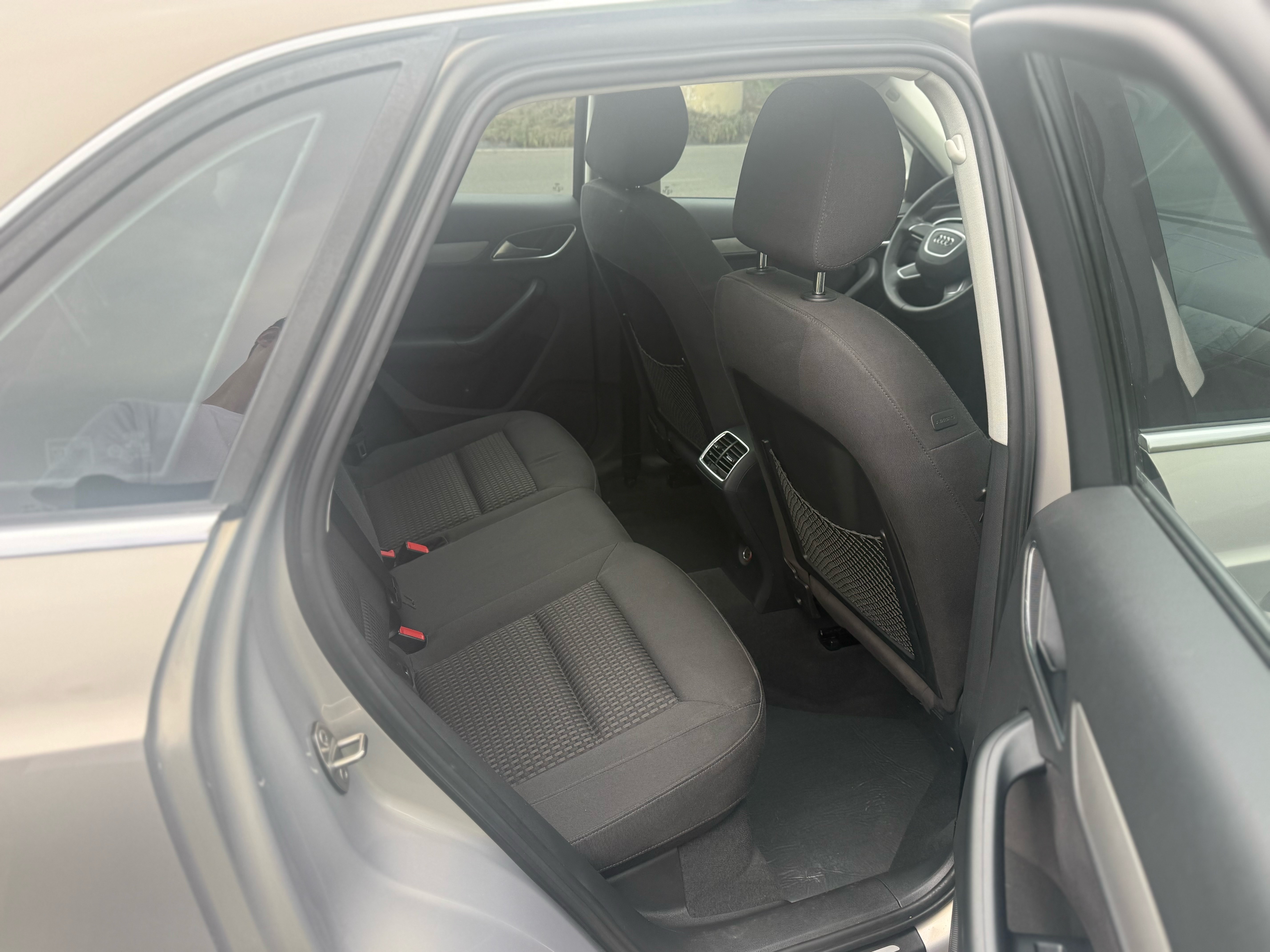 Audi Q3 2013 car image #8