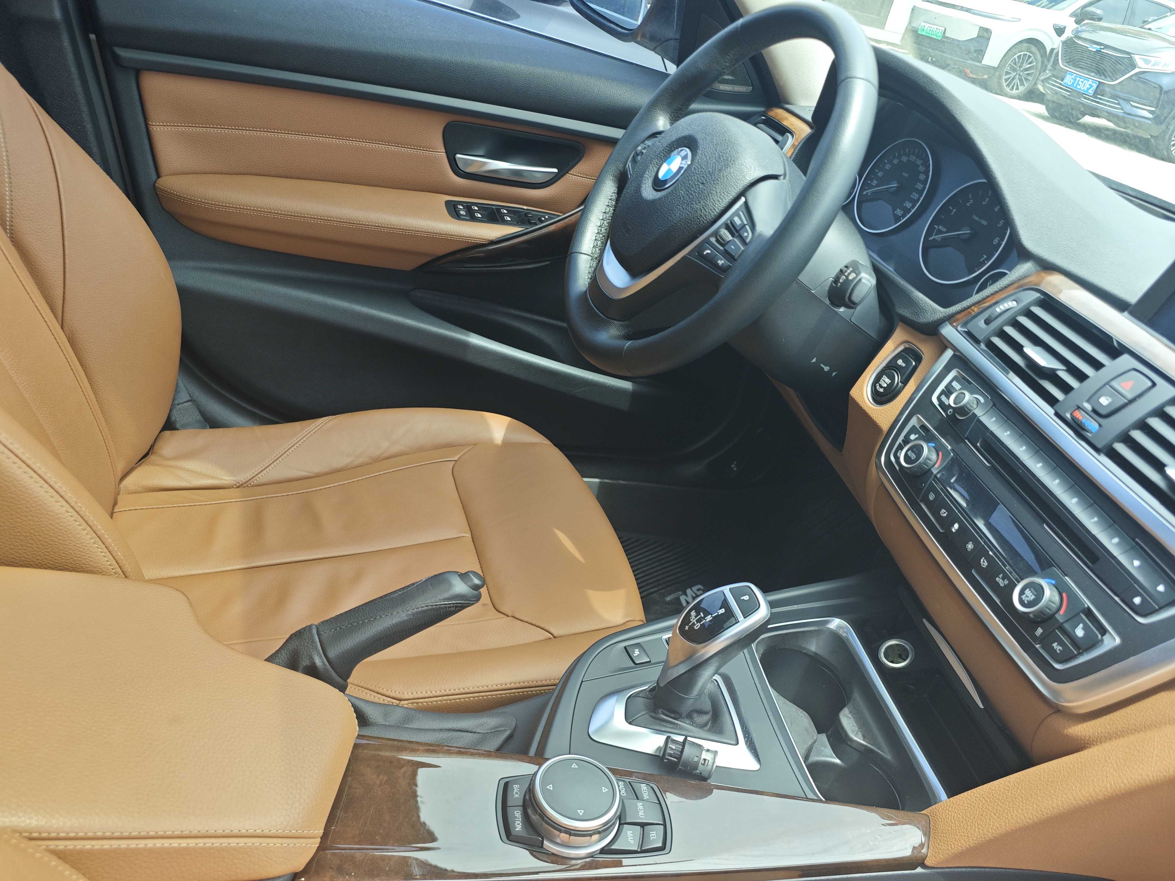 BMW 3 Series 2015 #8 BMW 3 Series 2015 car image #8