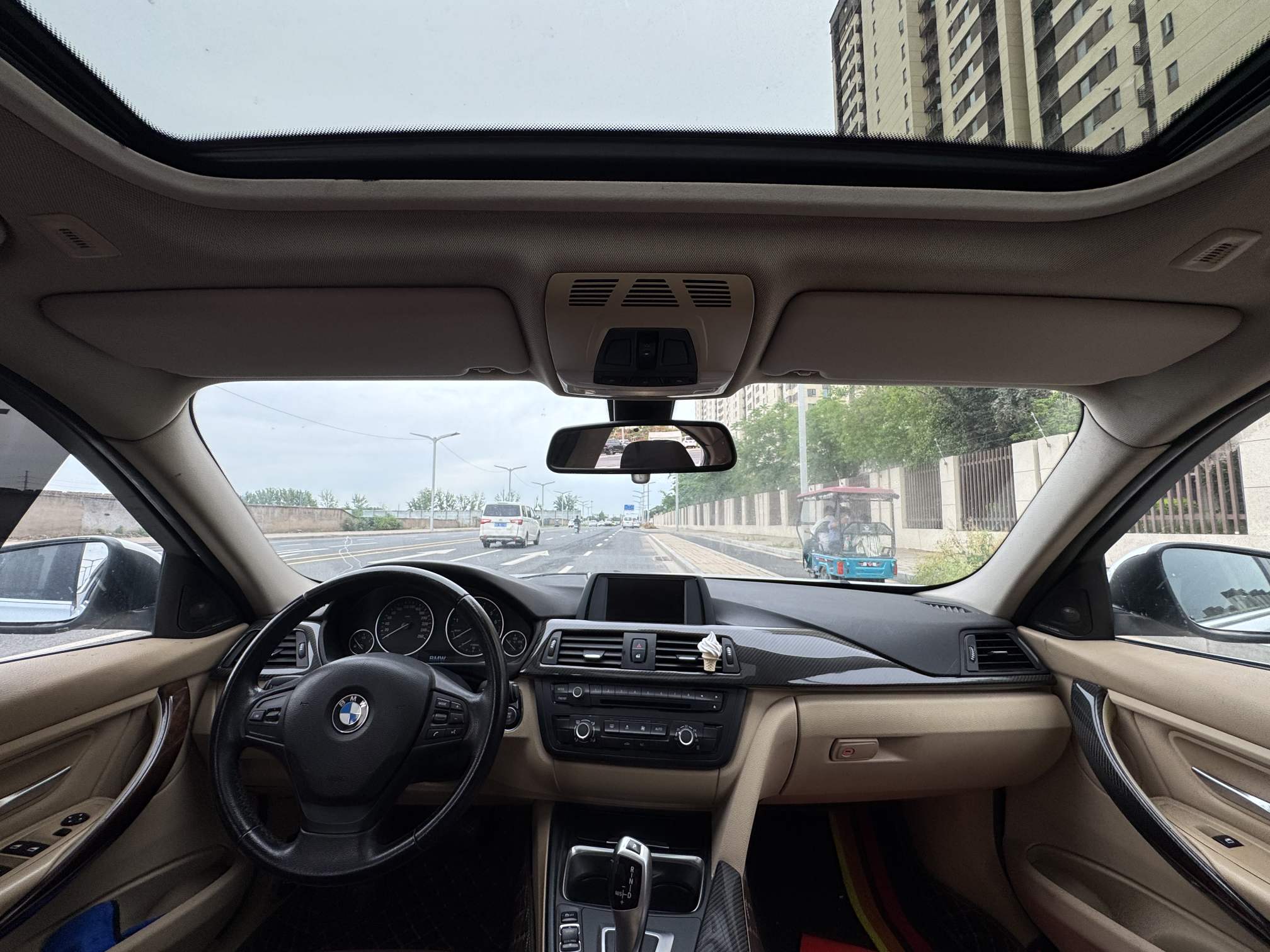 BMW 3 Series 2013 car image #8