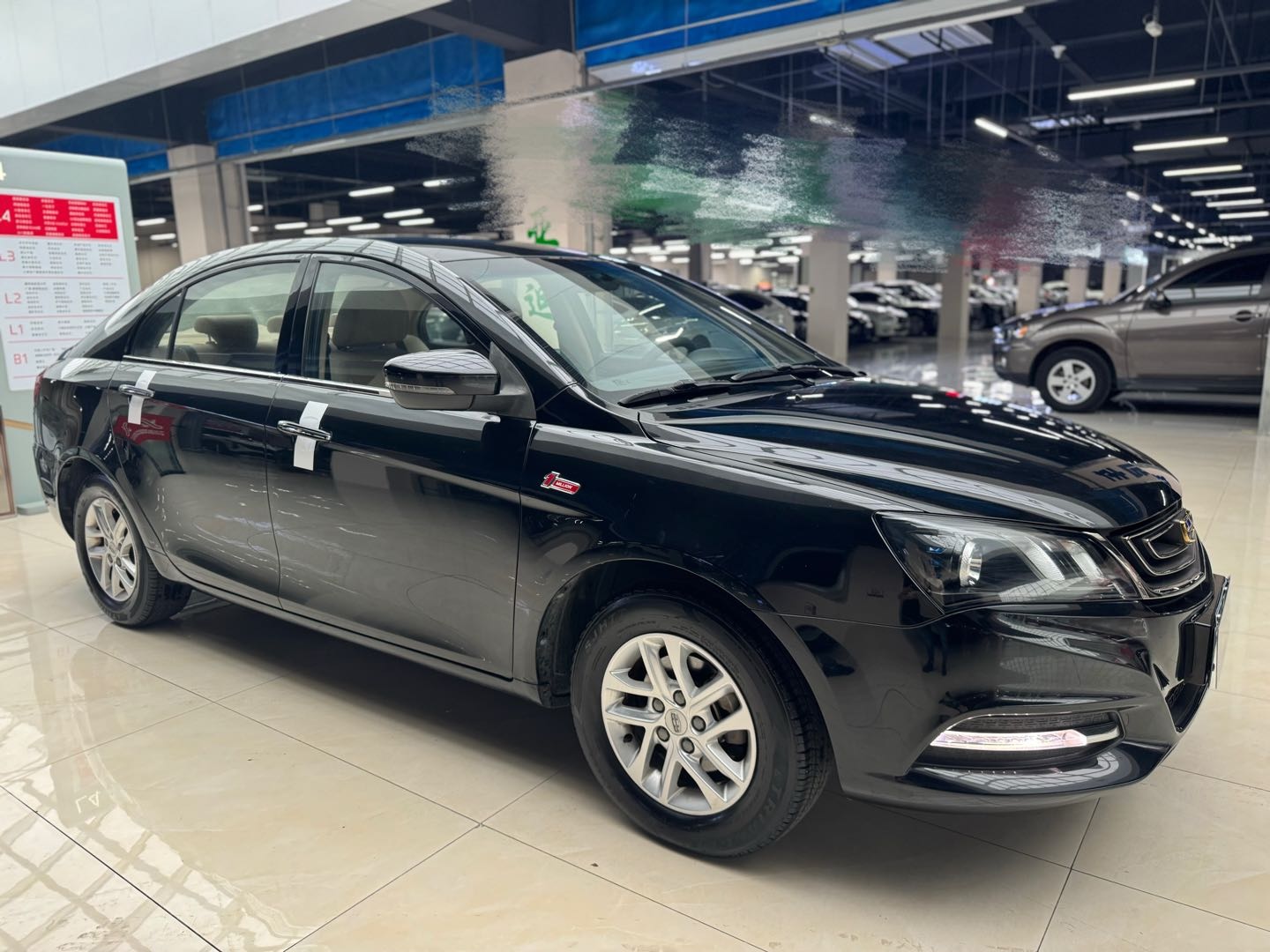 GEELY Emgrand 2017 car image #5