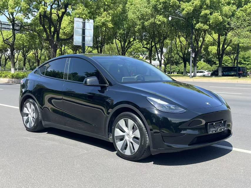 Tesla Model Y 2022 car image #5